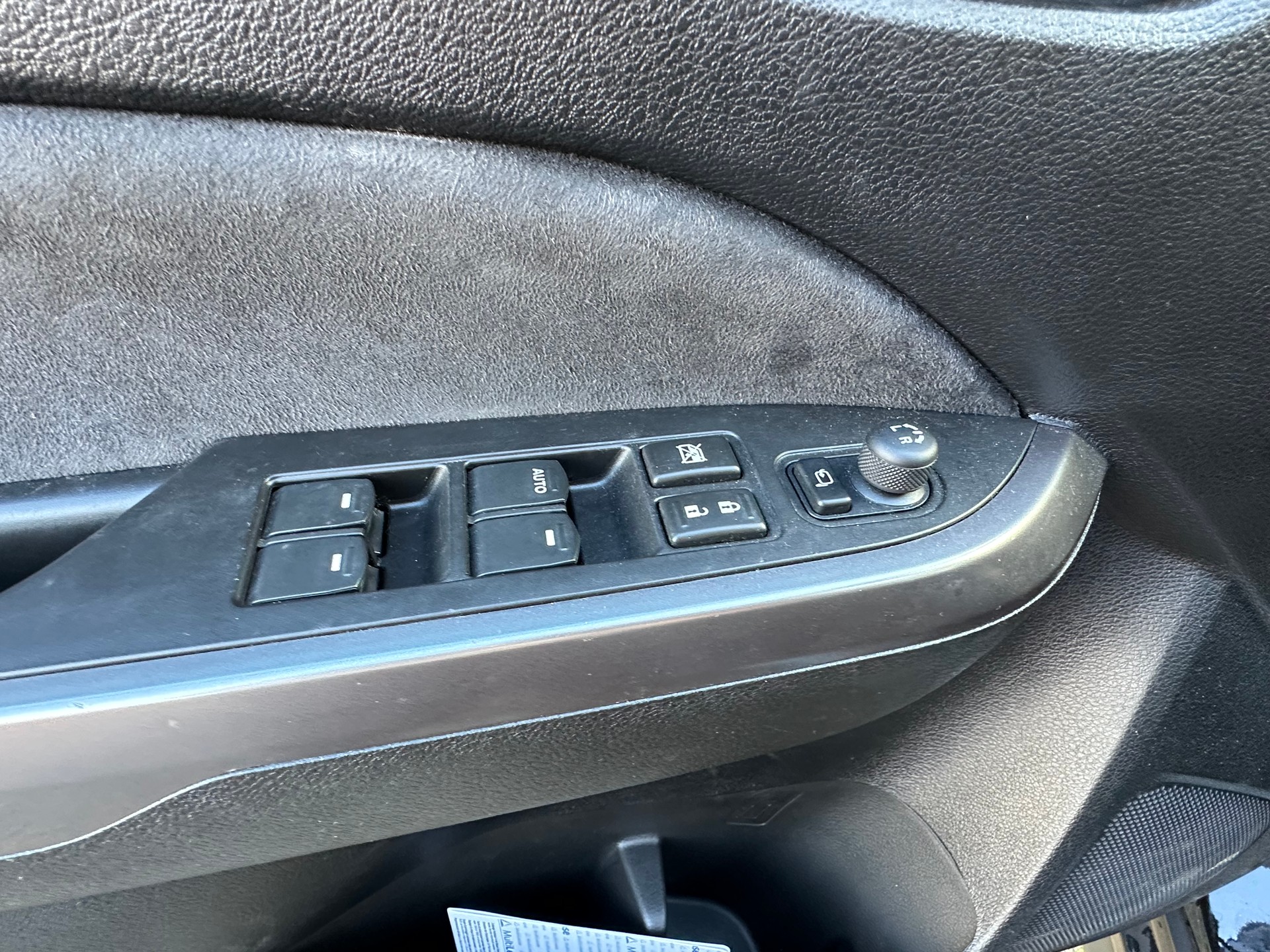 SUZUKI Vitara 1.4 Boosterjet Compact Top Automatic-image-23