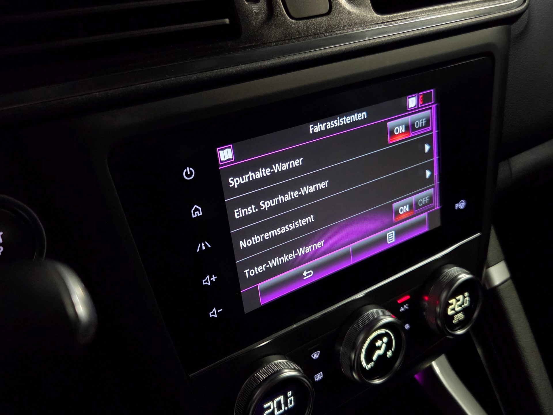RENAULT Kadjar 1.3 TCe 160 Intens EDC-image-11