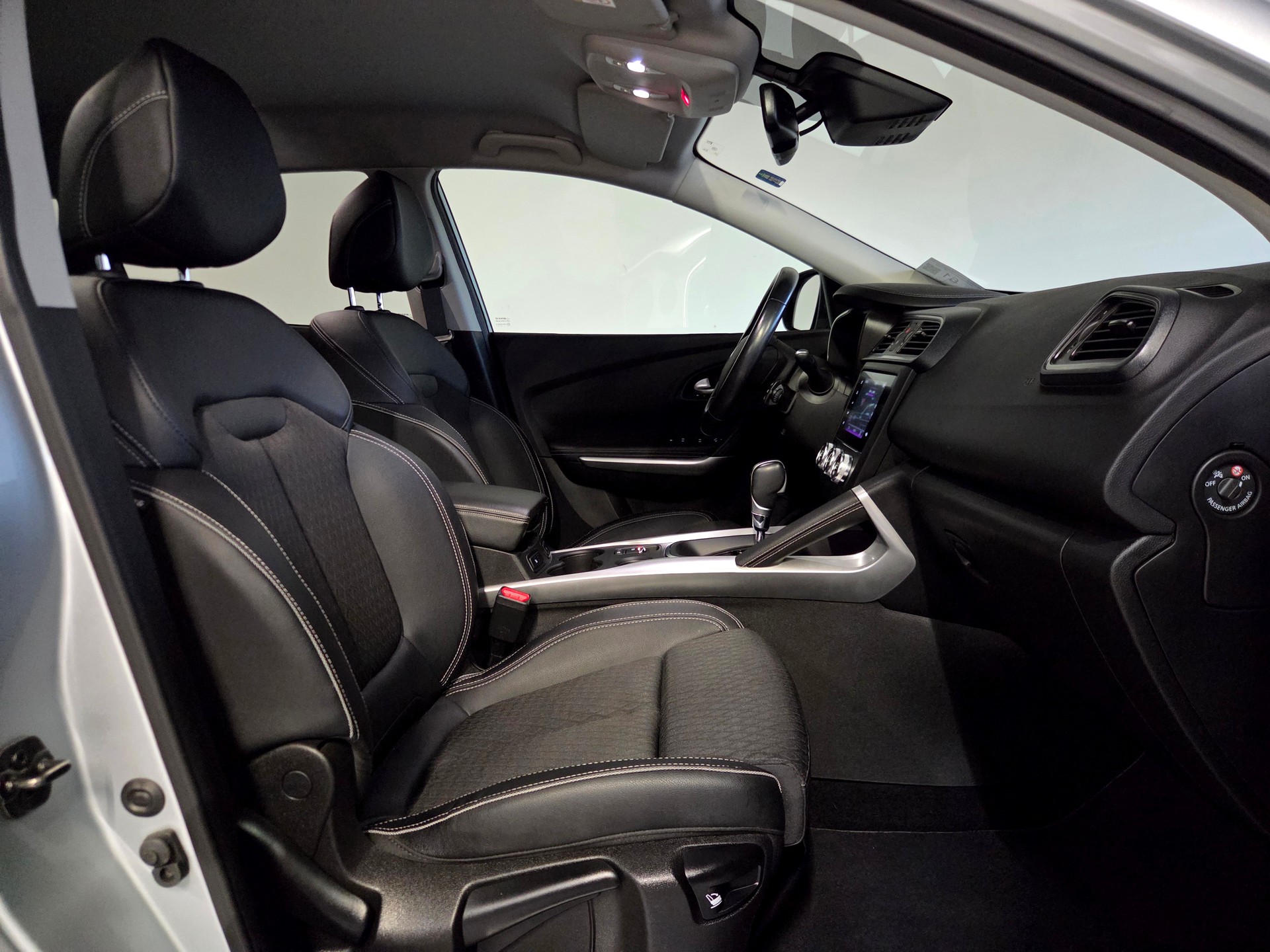 RENAULT Kadjar 1.3 TCe 160 Intens EDC-image-16