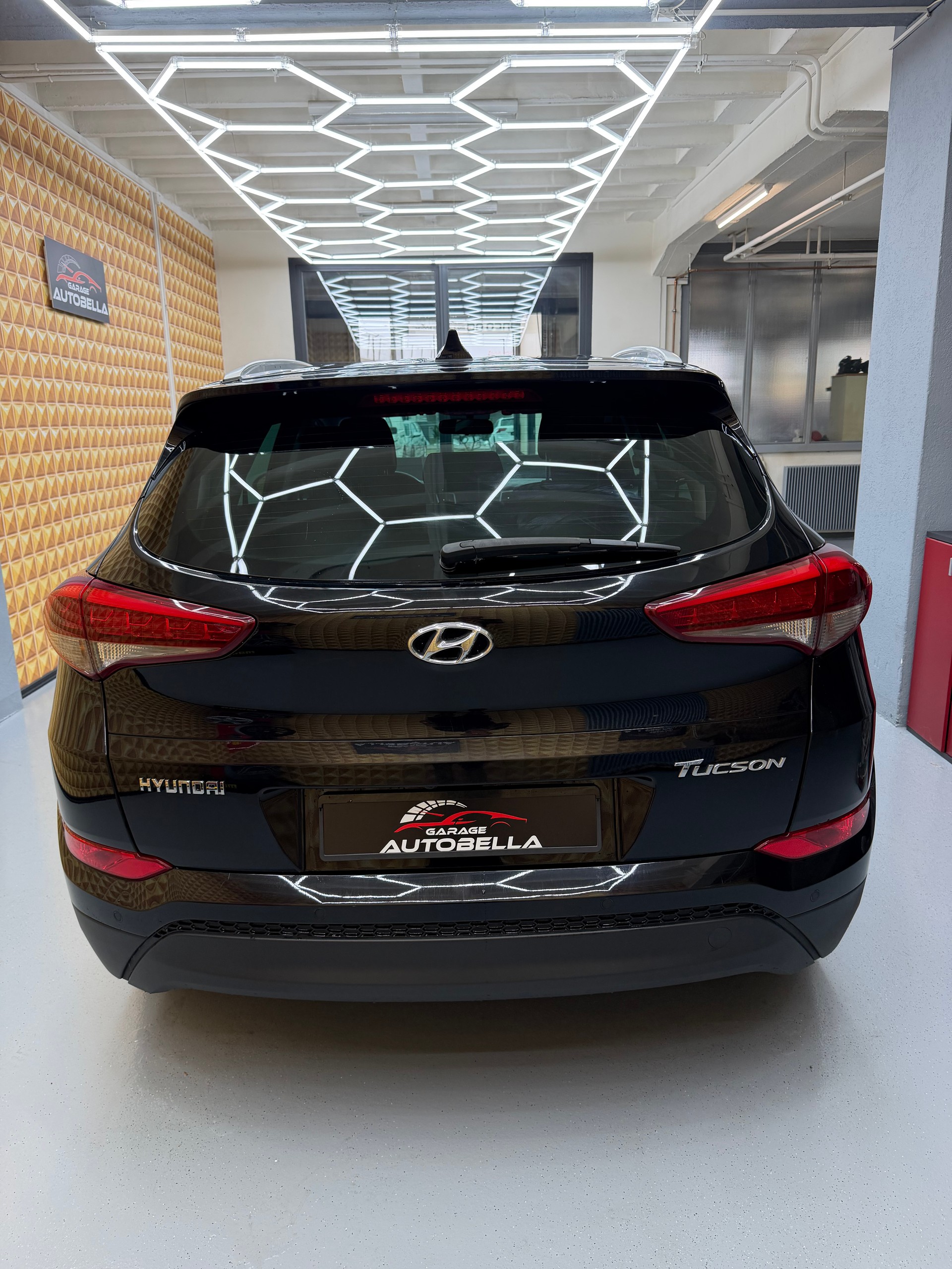 HYUNDAI t.gtd 2wd-image-4