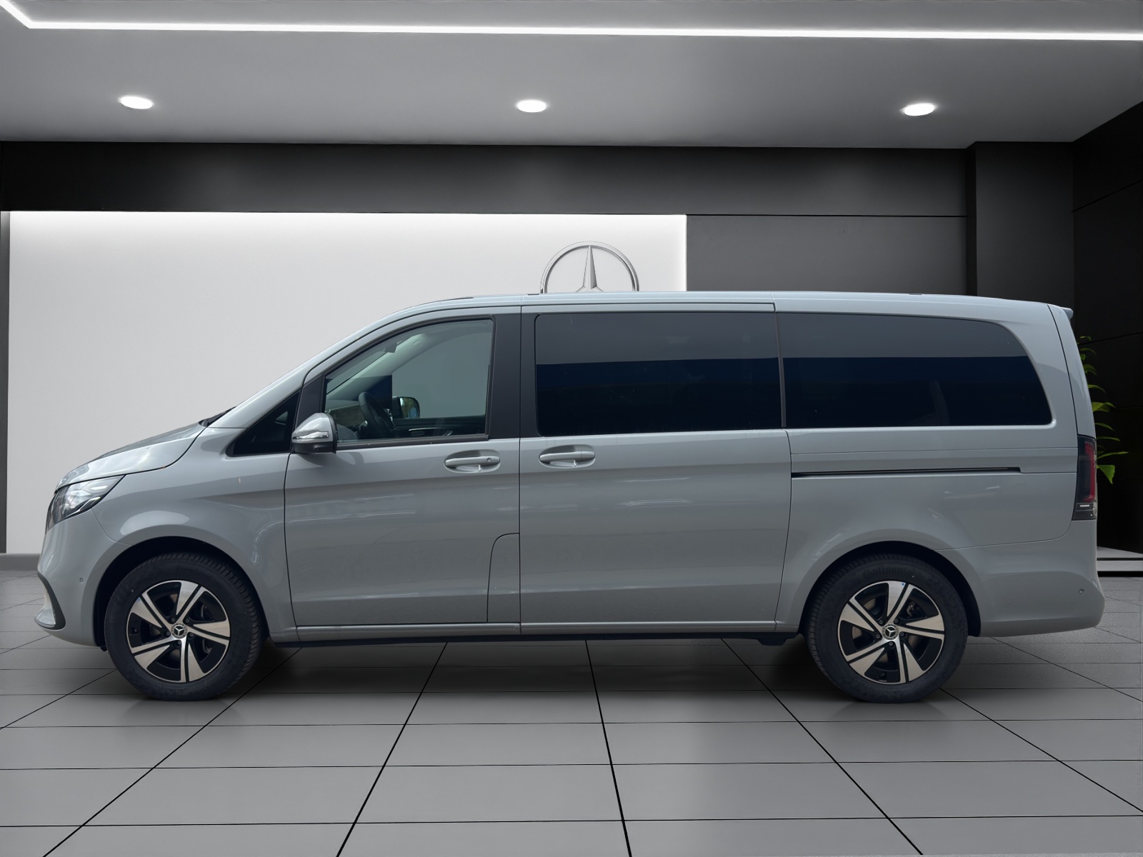MERCEDES-BENZ V 250 d lang 4Matic Style 9G-Tronic-image-2