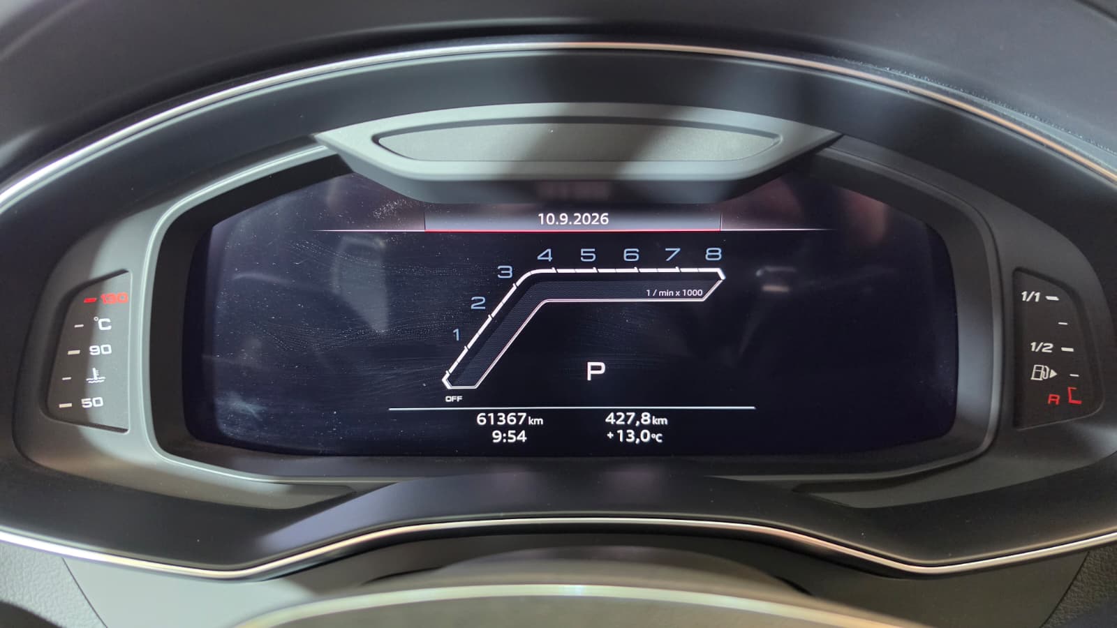 AUDI RS6 Avant 4.0 TFSI V8 quattro,CH-FAHRZEUG, TOP ZUSTAND, APR CHIPTUNING 720PS UND 1025NM, KW TIEFERLEGUNG, UVM.-image-10