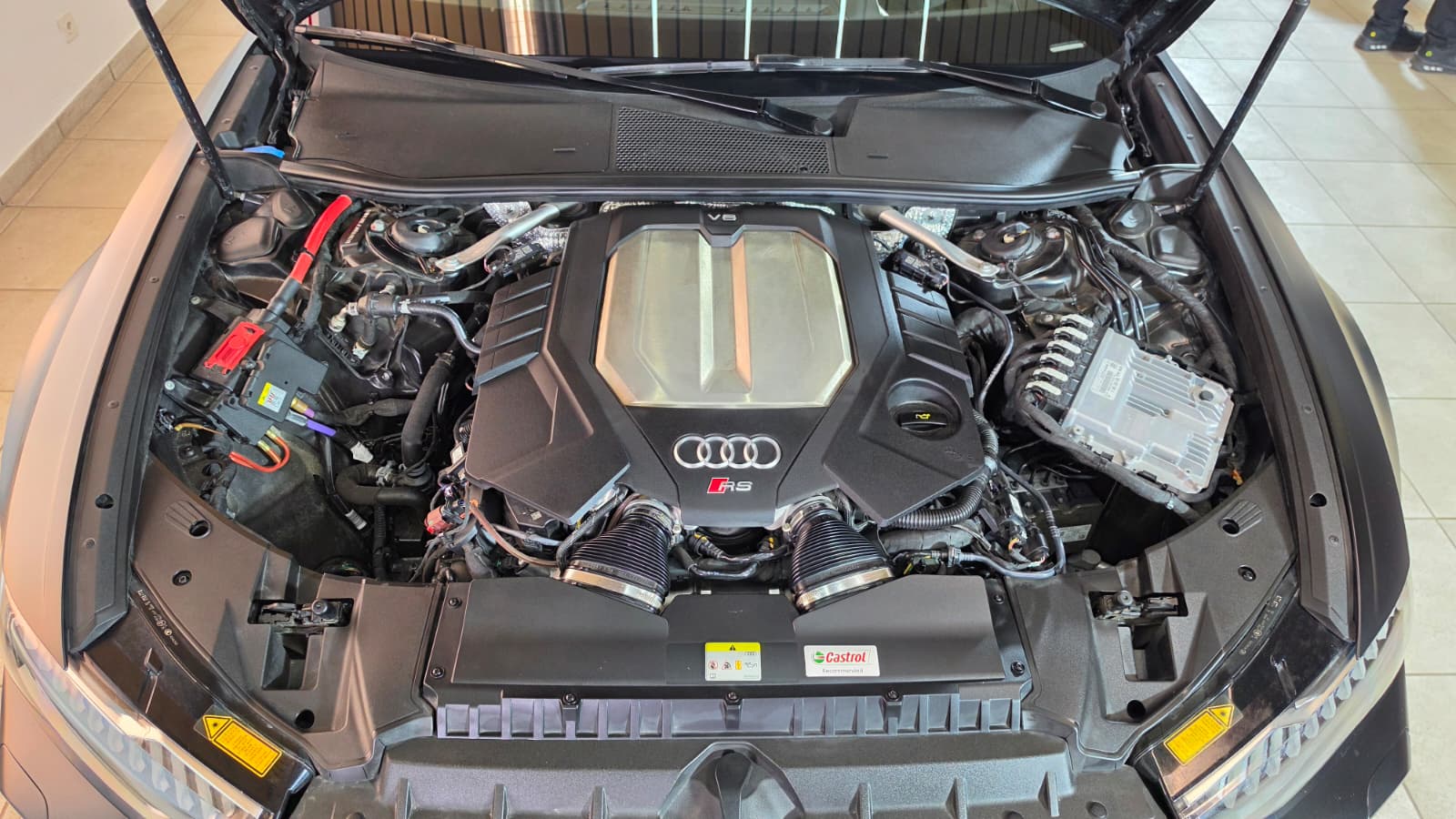 AUDI RS6 Avant 4.0 TFSI V8 quattro,CH-FAHRZEUG, TOP ZUSTAND, APR CHIPTUNING 720PS UND 1025NM, KW TIEFERLEGUNG, UVM.-image-19