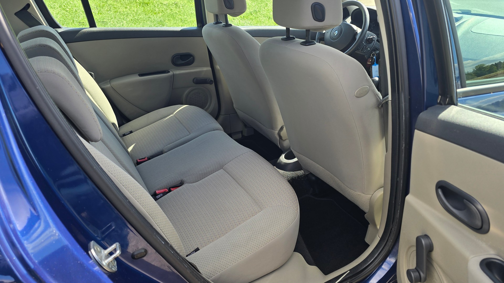 RENAULT Clio 1.2 16V Authentique-image-5