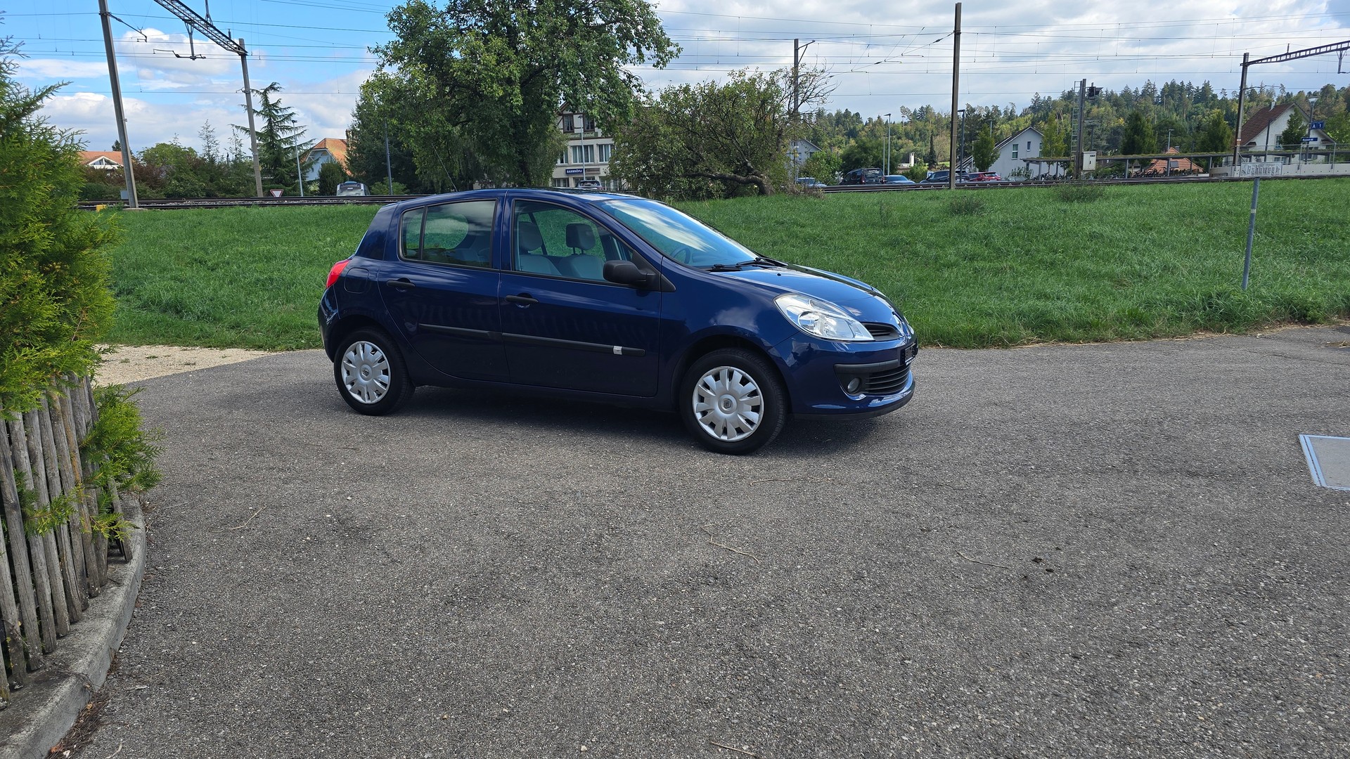 RENAULT Clio 1.2 16V Authentique-image-15