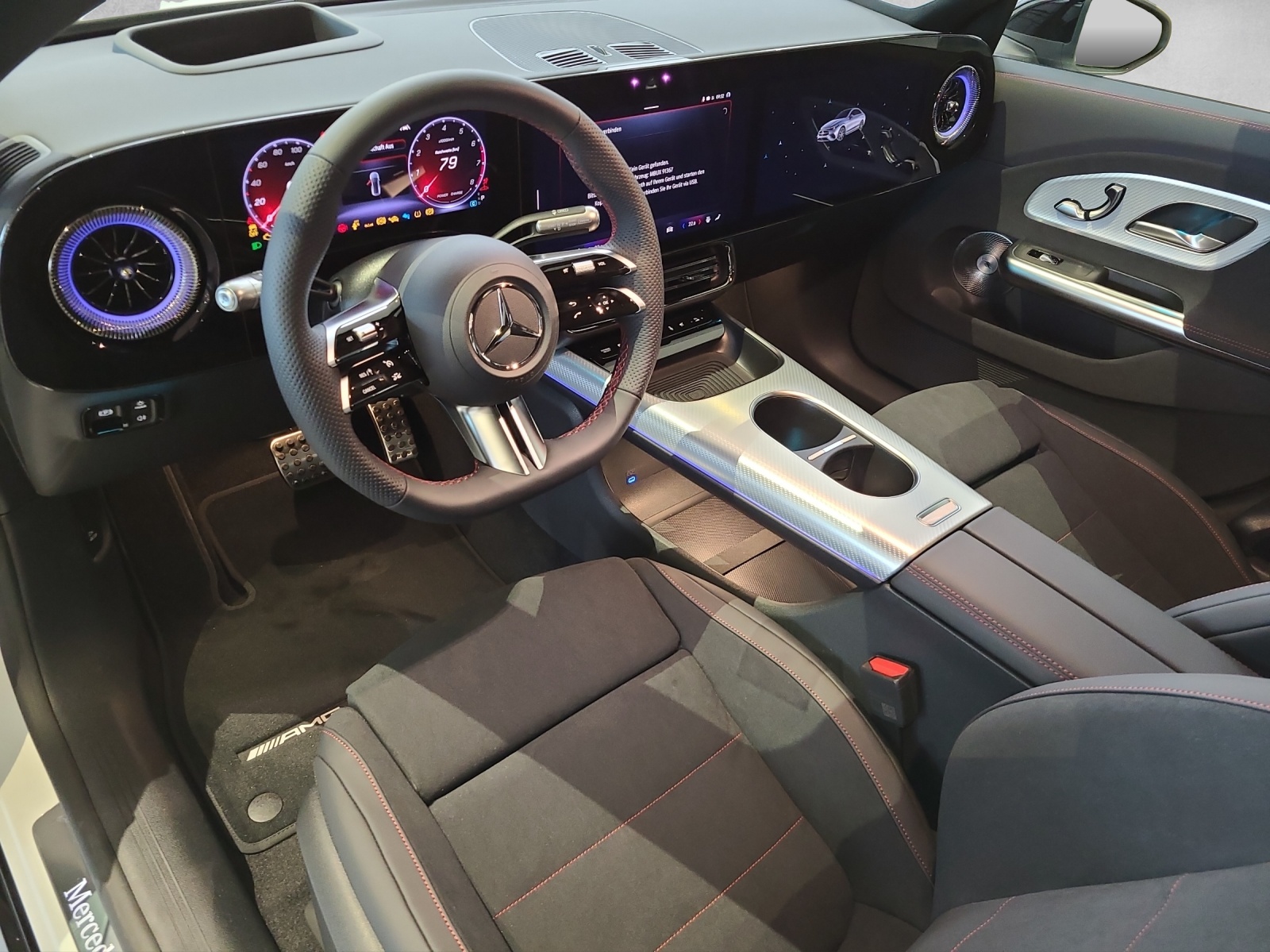 MERCEDES-BENZ CLA 220 AMG Line 4matic-image-13