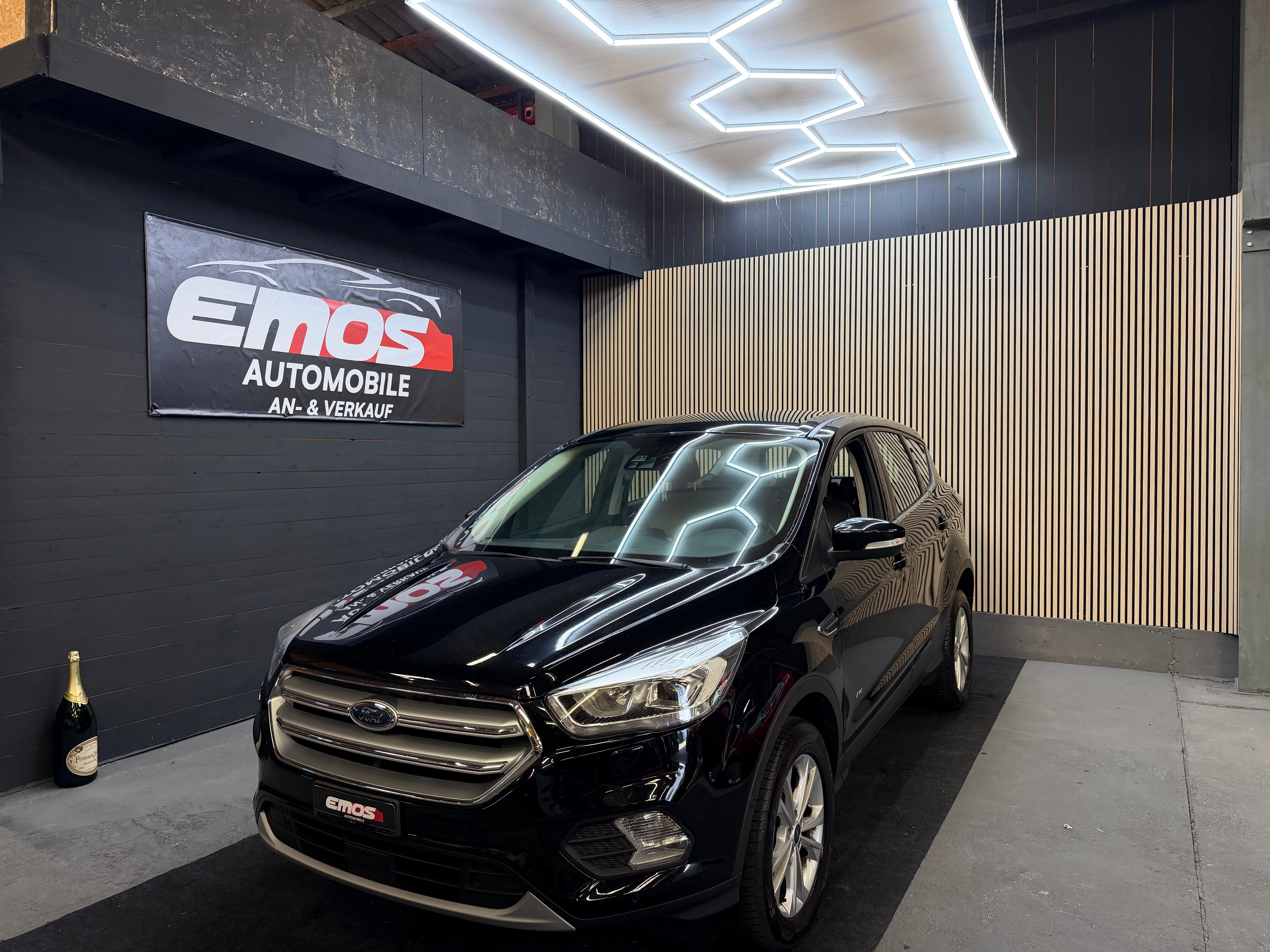 FORD Kuga 2.0 TDCi Business 4WD PowerShift — slika 1