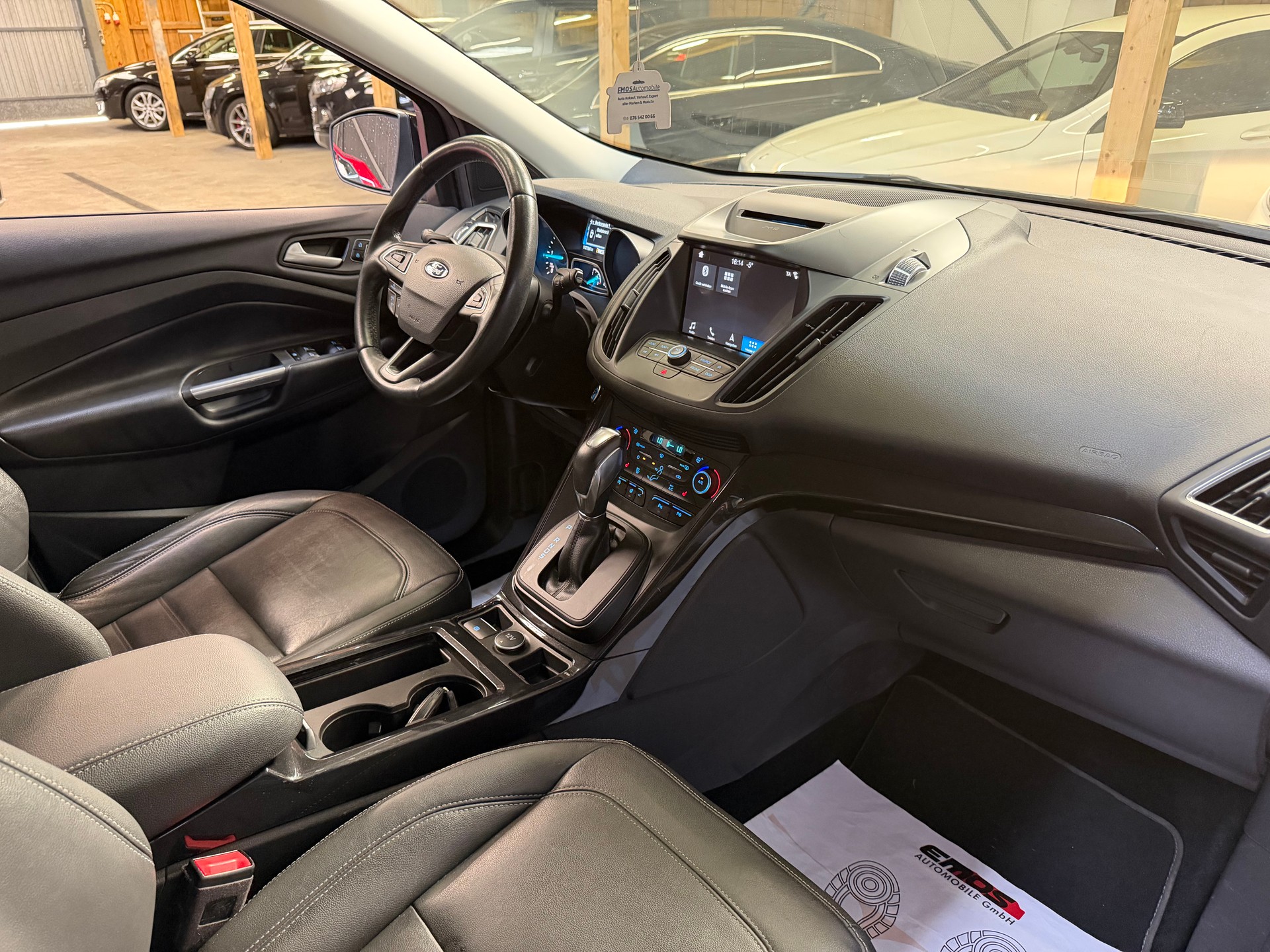 FORD Kuga 2.0 TDCi Business 4WD PowerShift-image-8