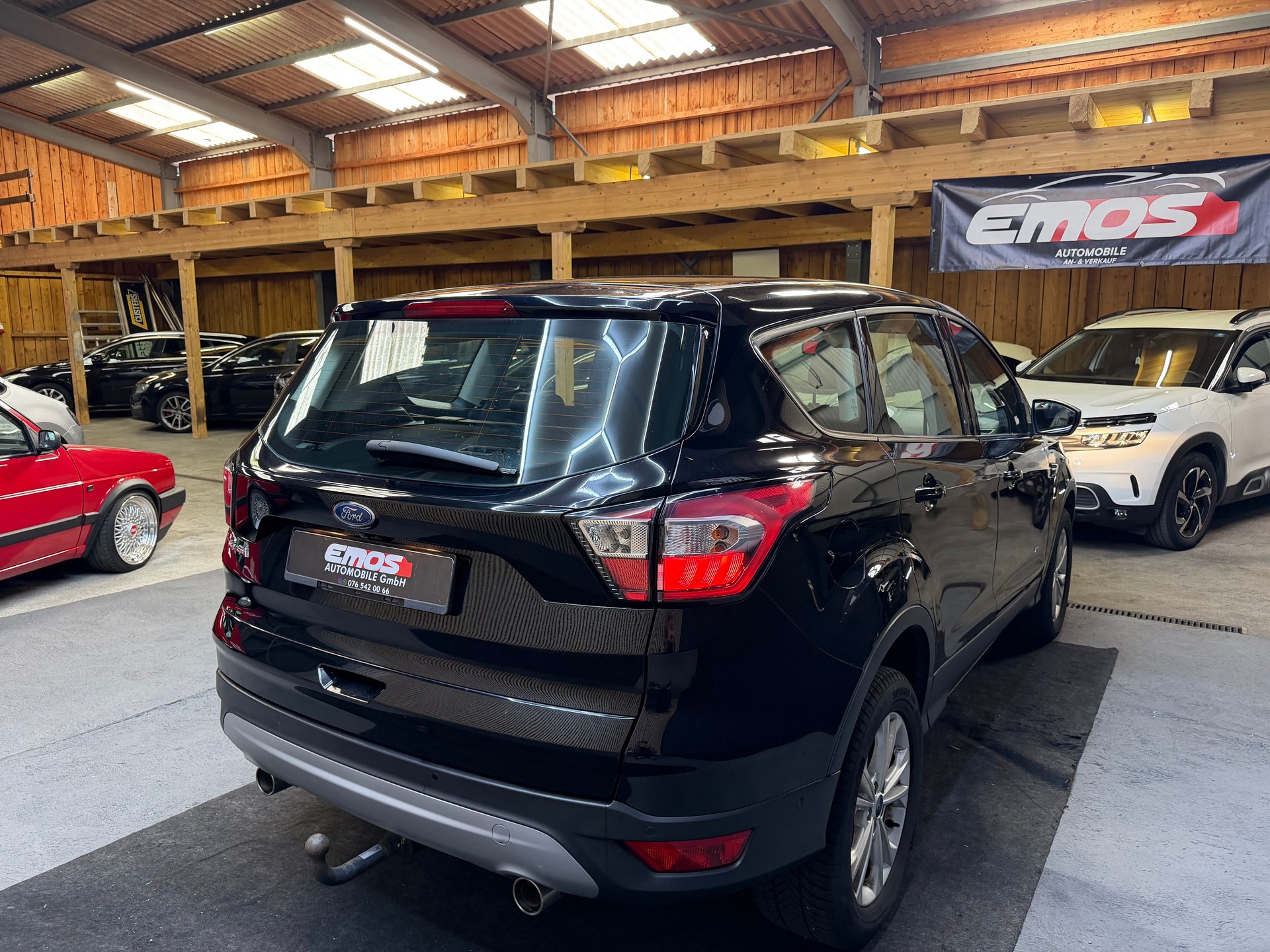 FORD Kuga 2.0 TDCi Business 4WD PowerShift-image-5