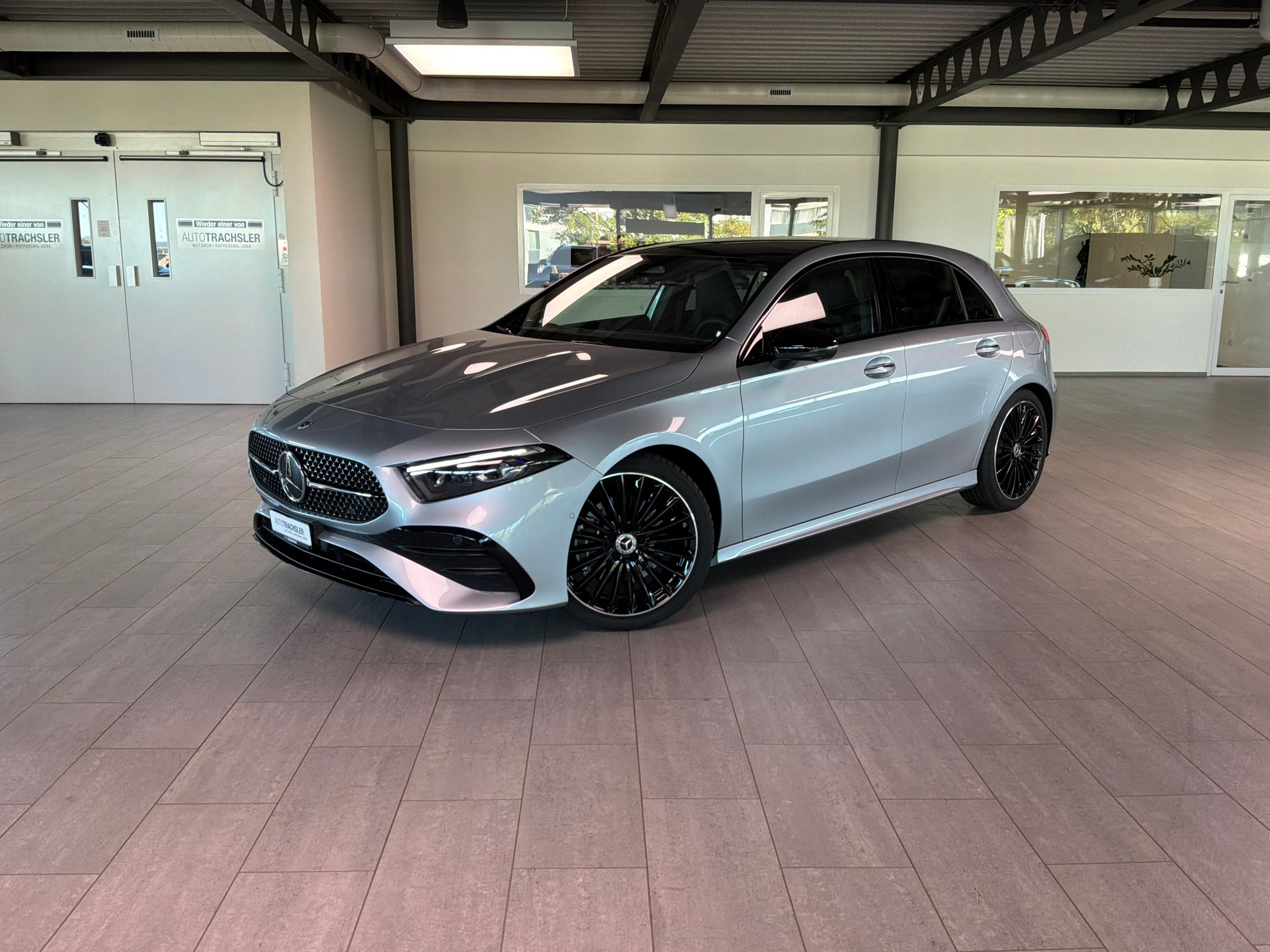 MERCEDES-BENZ A 220 4Matic 8G-DCT-image-0