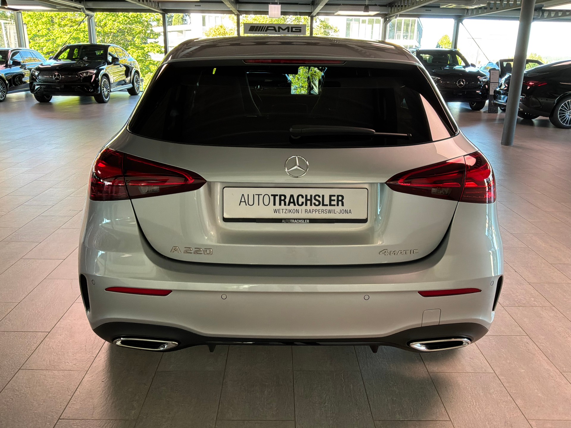 MERCEDES-BENZ A 220 4Matic 8G-DCT-image-4