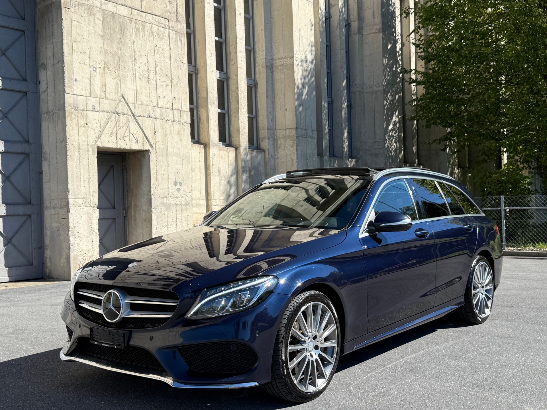 MERCEDES-BENZ C 250 BlueTEC AMG Line 4Matic 7G-Tronic-image-0