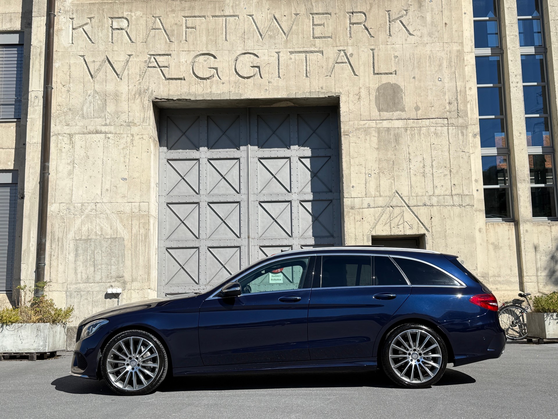 MERCEDES-BENZ C 250 BlueTEC AMG Line 4Matic 7G-Tronic-image-1