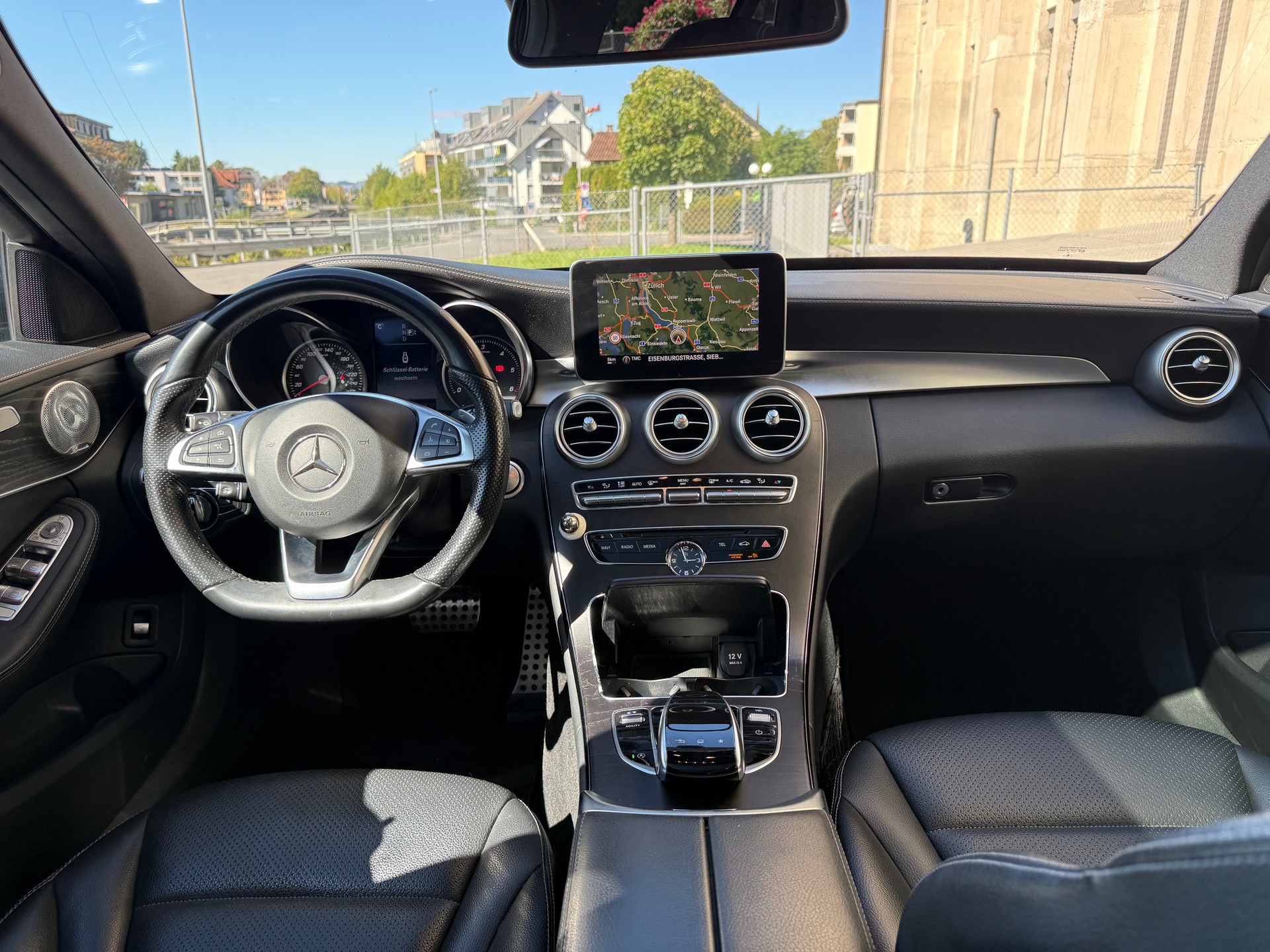 MERCEDES-BENZ C 250 BlueTEC AMG Line 4Matic 7G-Tronic-image-6