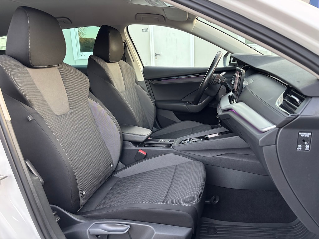 SKODA Octavia Combi 2.0 TDI DSG Ambition 4x4-image-7