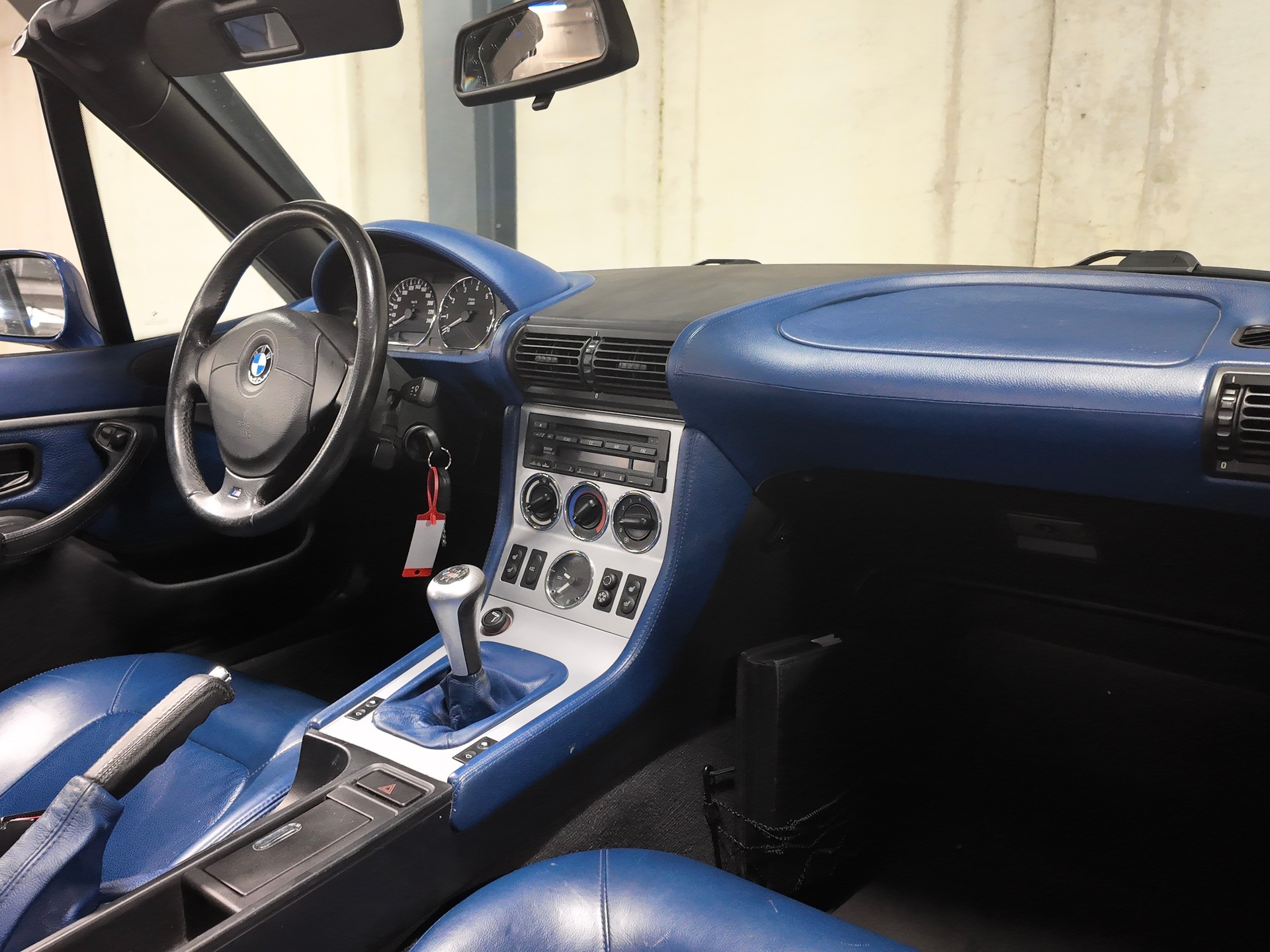 BMW Z3 2.8i Roadster / M-Technik / Hardtop / Topasblau / CH Fahrzeug / Frisch ab MFK-image-13