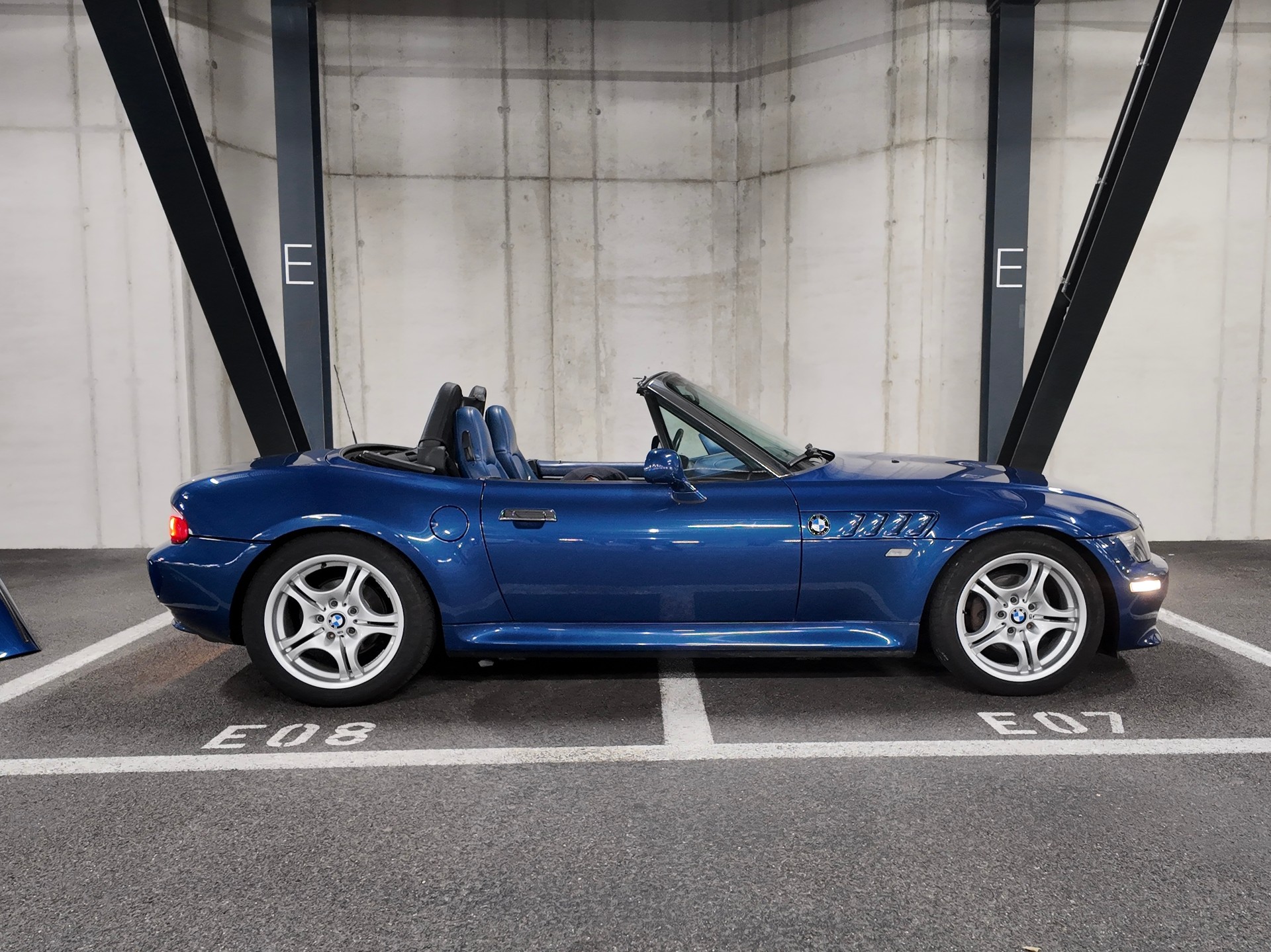 BMW Z3 2.8i Roadster / M-Technik / Hardtop / Topasblau / CH Fahrzeug / Frisch ab MFK-image-7