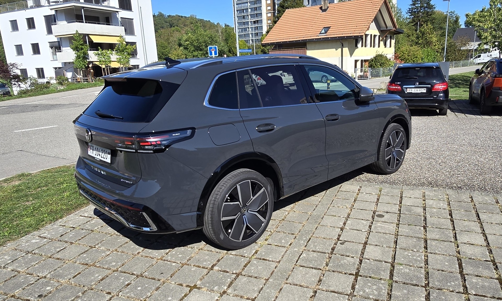 VW 1.5 TSI PHEV R-Line DSG (Plug-in-Hybrid)-image-3
