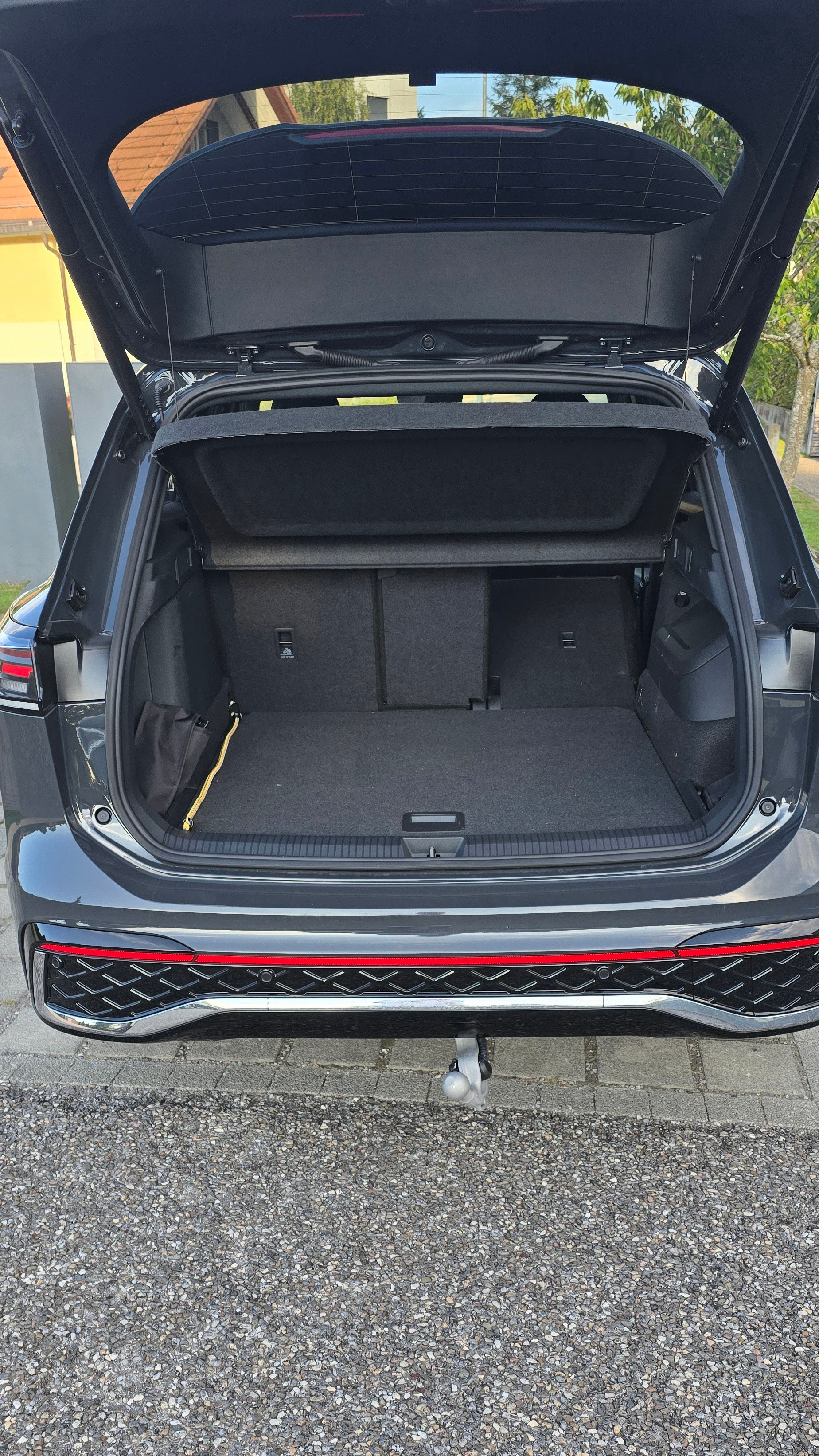 VW 1.5 TSI PHEV R-Line DSG (Plug-in-Hybrid)-image-4