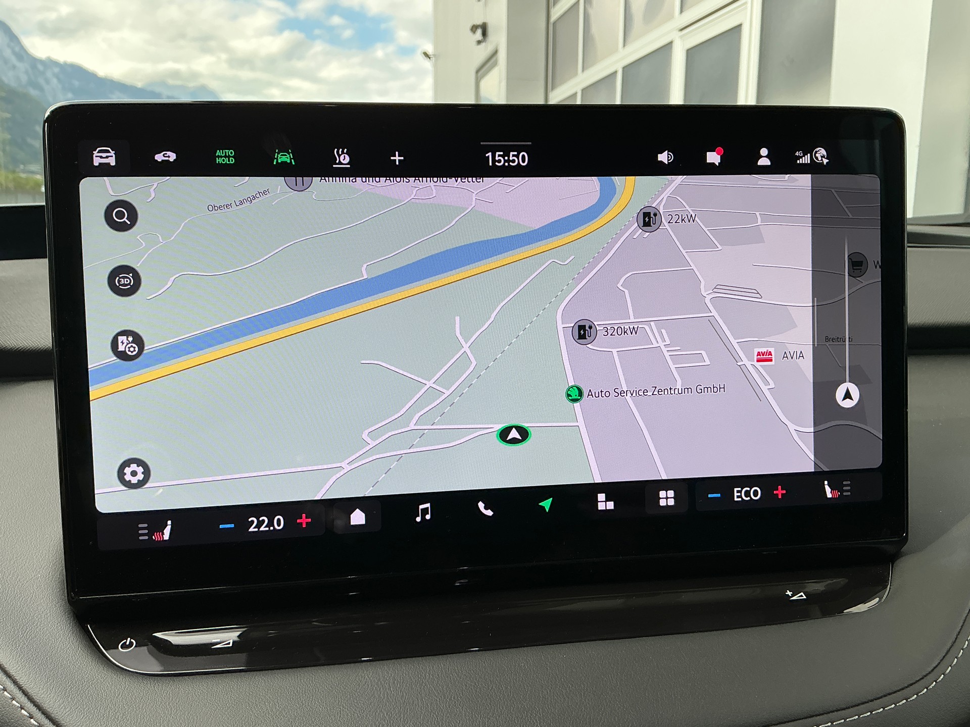 SKODA Enyaq 85x SportLine-image-11