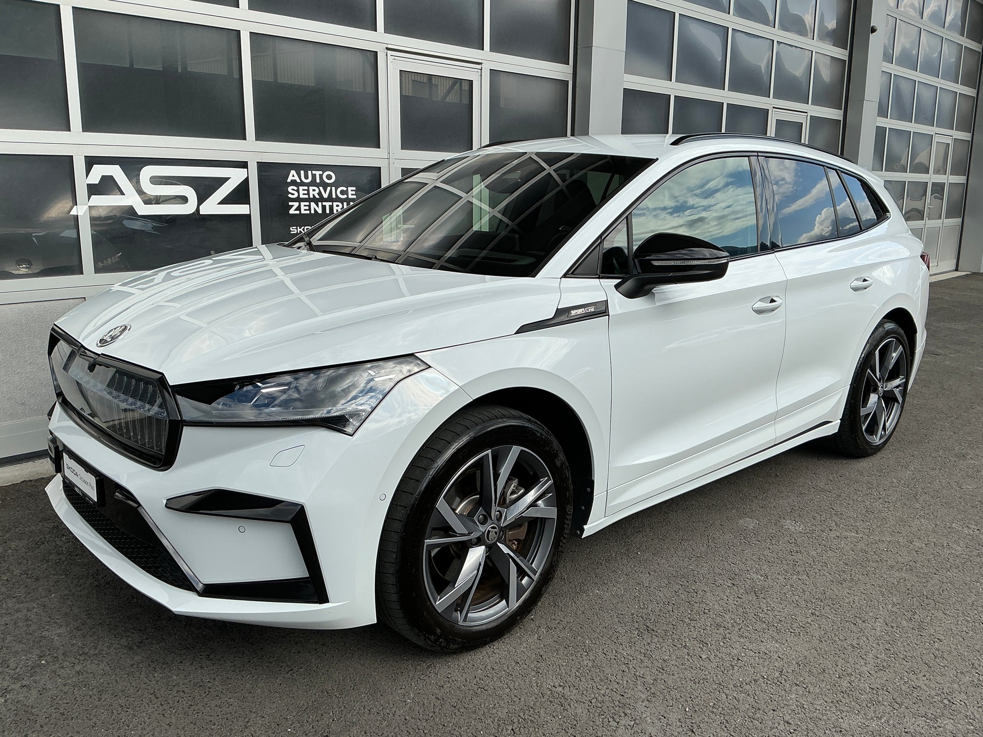 SKODA Enyaq 85x SportLine-image-0