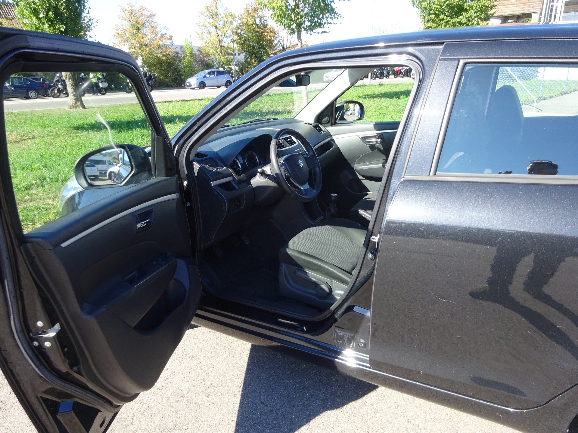 SUZUKI Swift 1.2i 16V GL-image-7