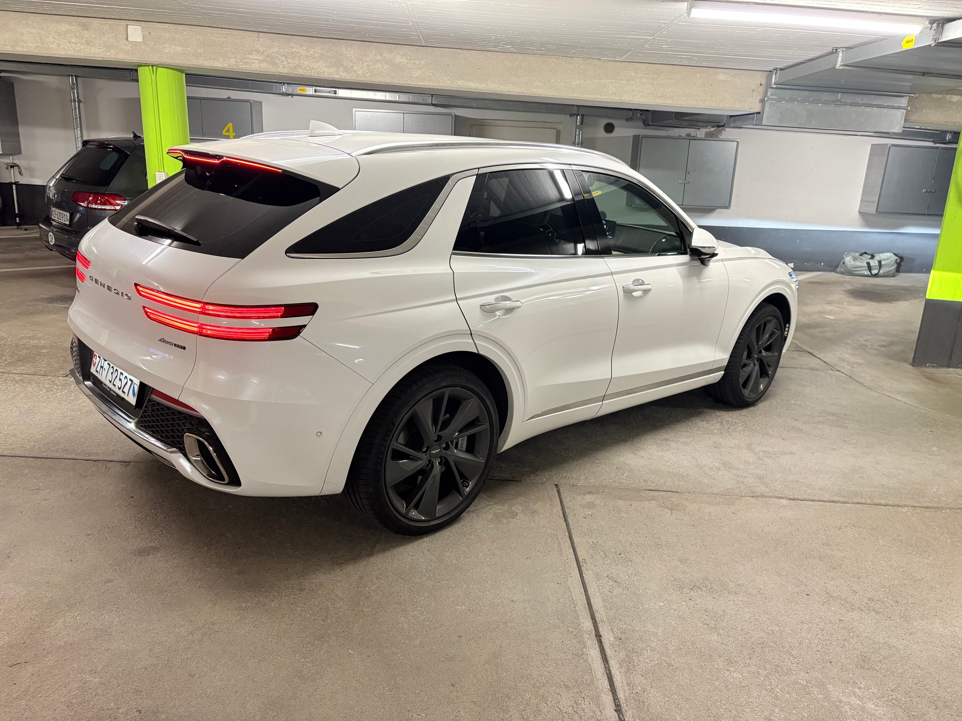 GENESIS 2.5T Luxury-image-4