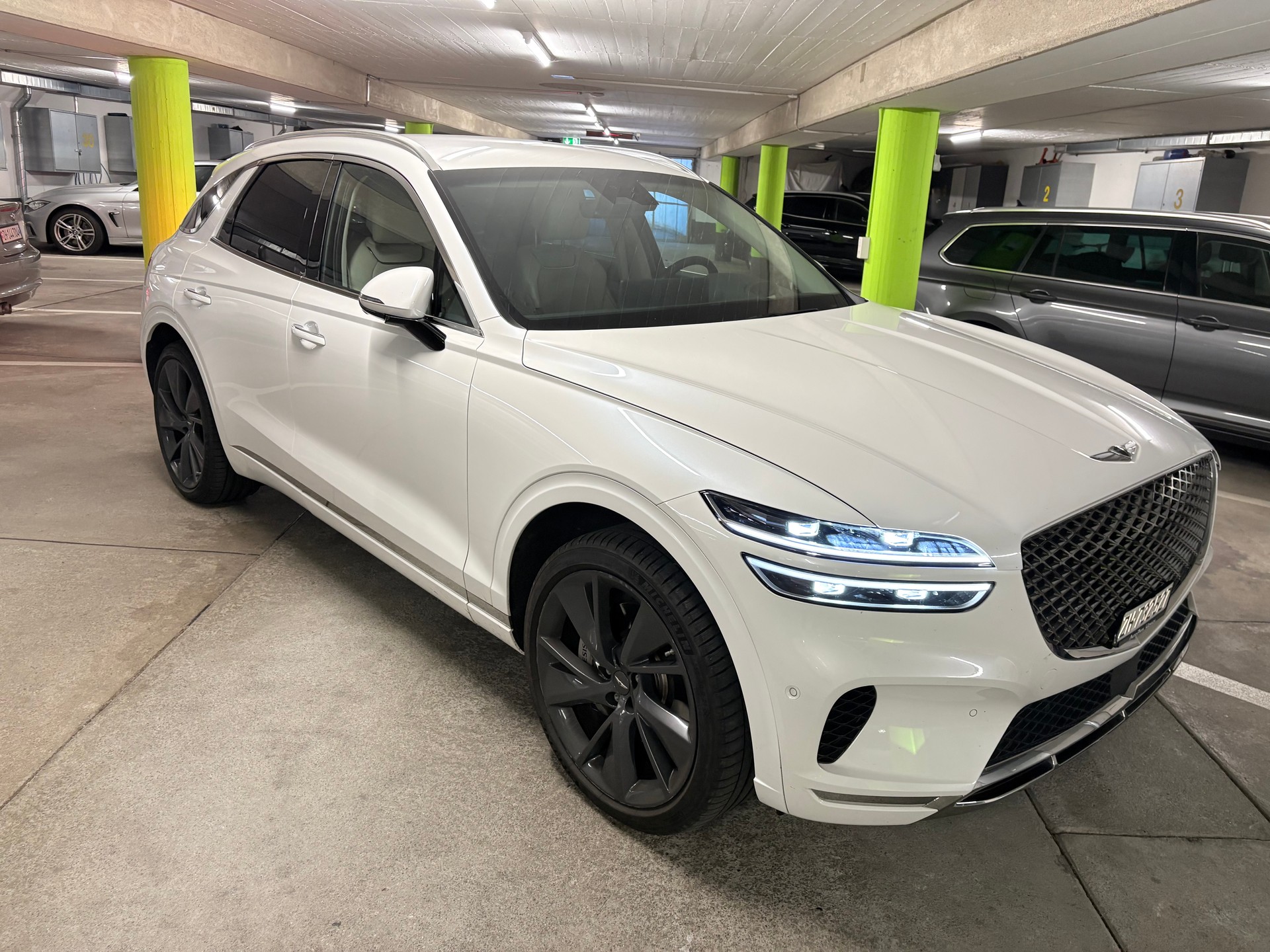 GENESIS 2.5T Luxury-image-3