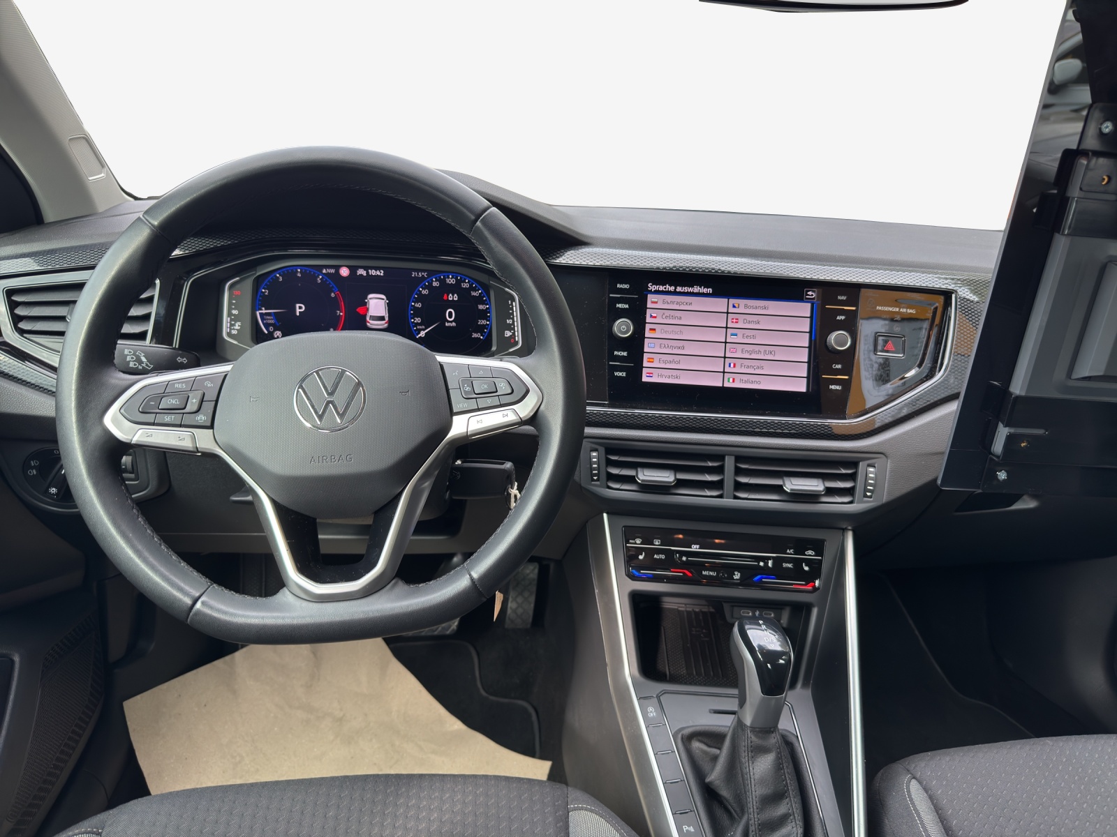 VW Polo 1.0 TSI Life DSG-image-8