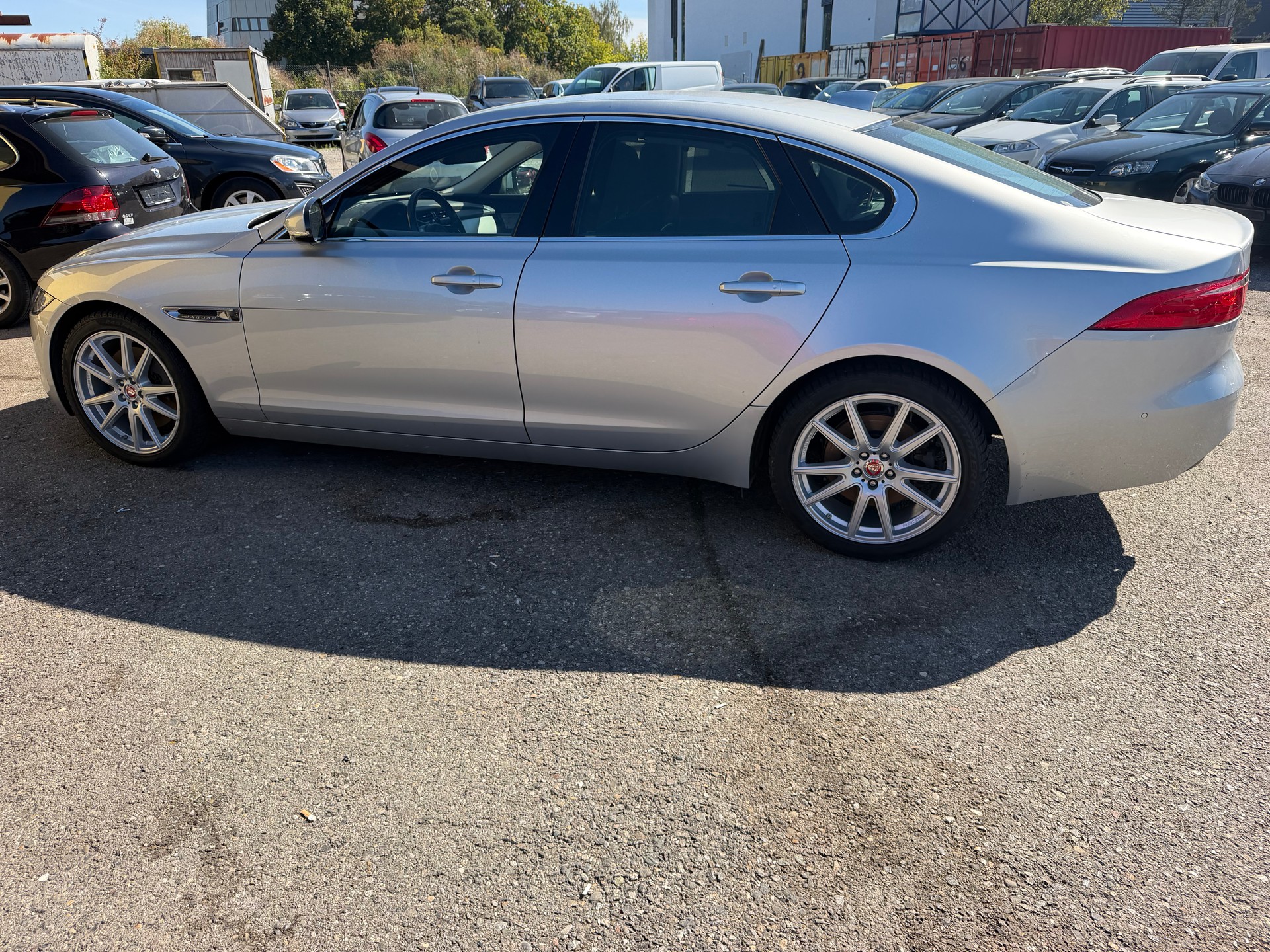 JAGUAR XF 35t Prestige AWD-image-11