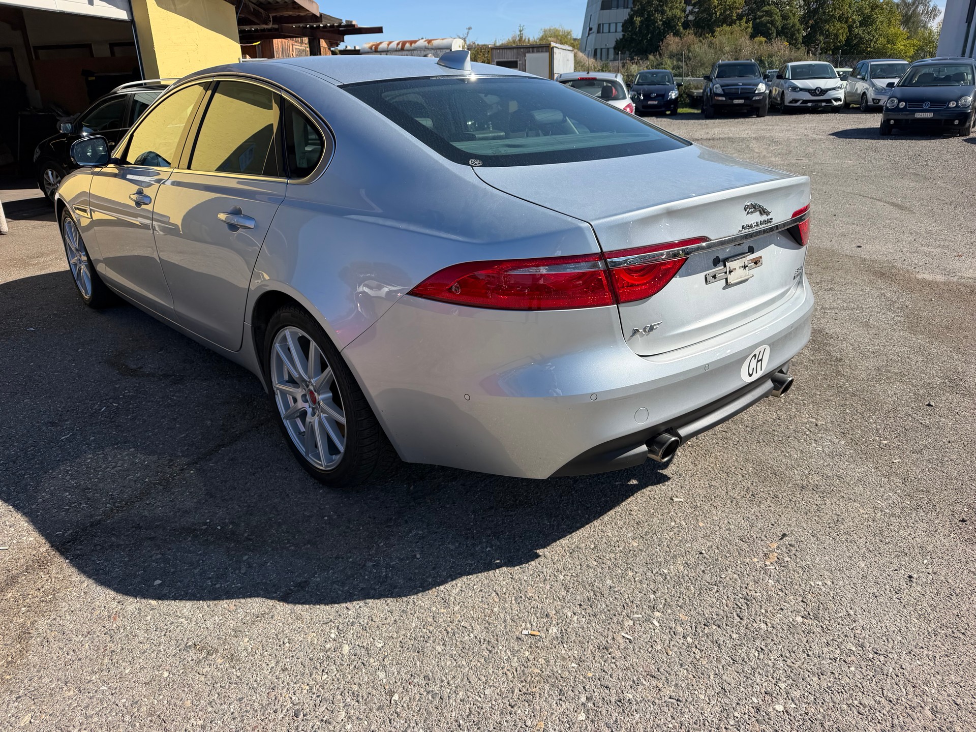 JAGUAR XF 35t Prestige AWD-image-8