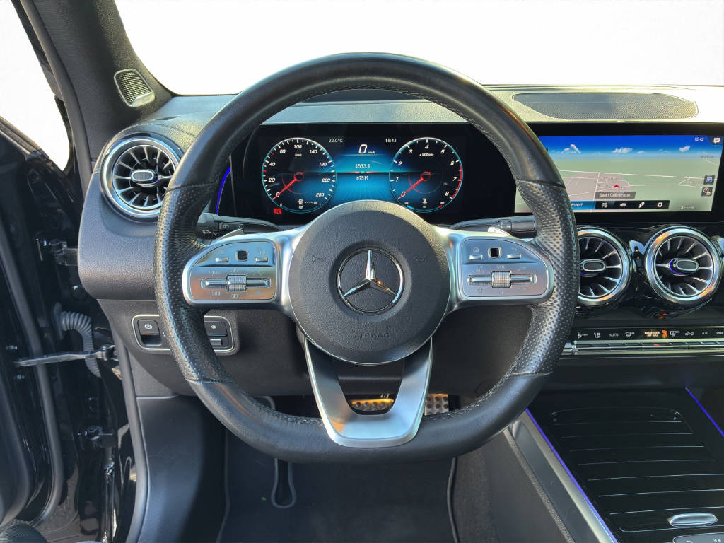 MERCEDES-BENZ GLB 250 AMG Line 4Matic-image-11