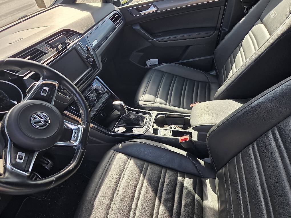 VW Touran 2.0 TDI BlueMotion Technology Highline DSG-image-3