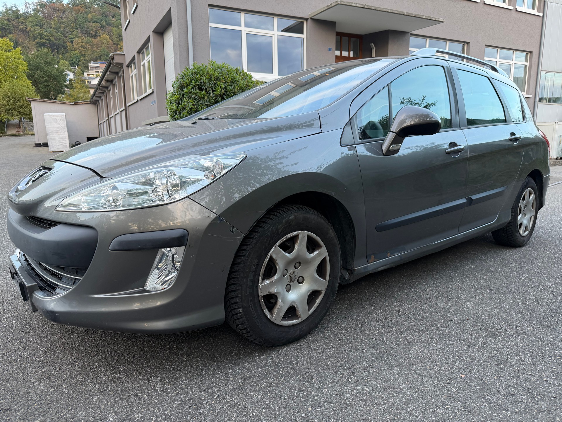 PEUGEOT 308 SW 1.6 HDI Trendy-image-0