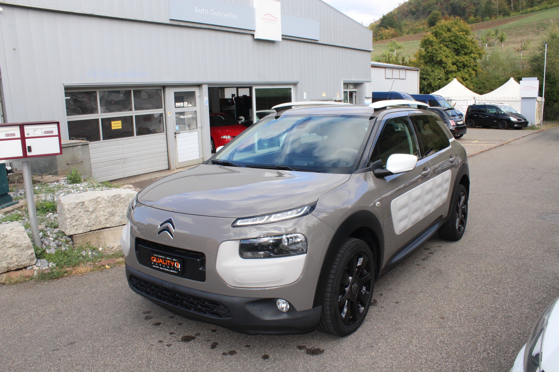 CITROEN C4 Cactus 1.6 BlueHDi Shine-image-0