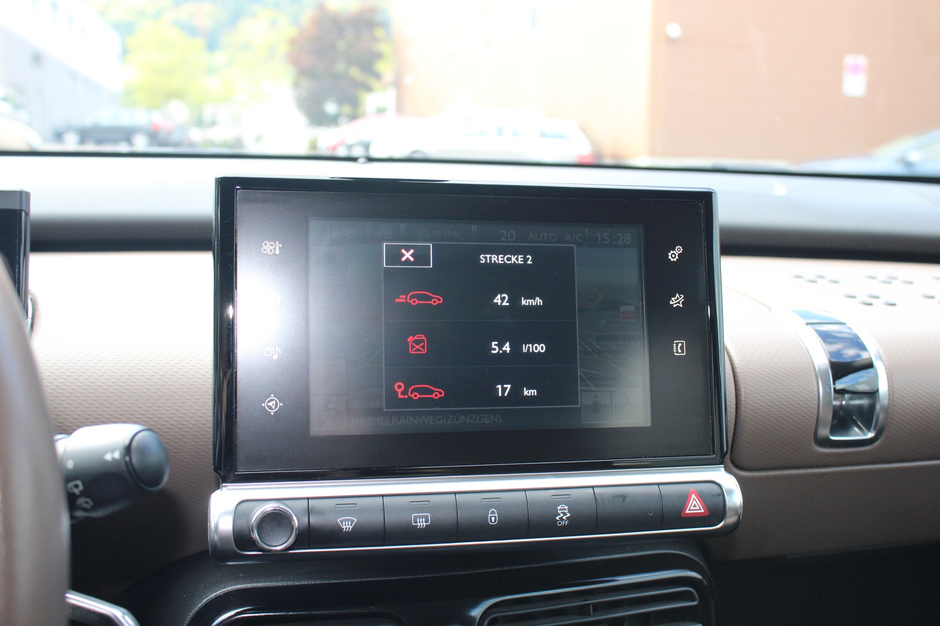 CITROEN C4 Cactus 1.6 BlueHDi Shine-image-10