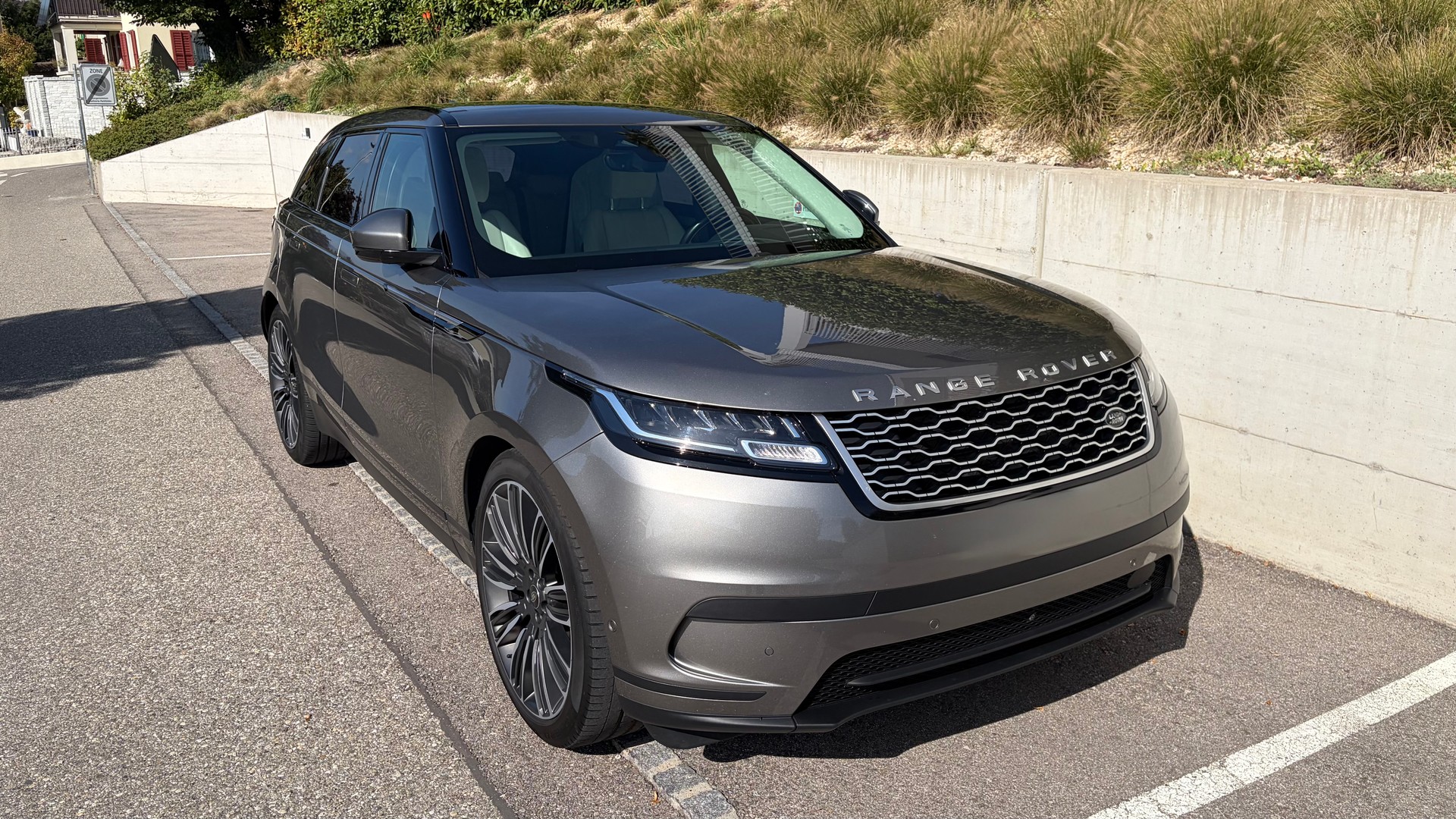 LAND ROVER 2.0 T SE-image-0