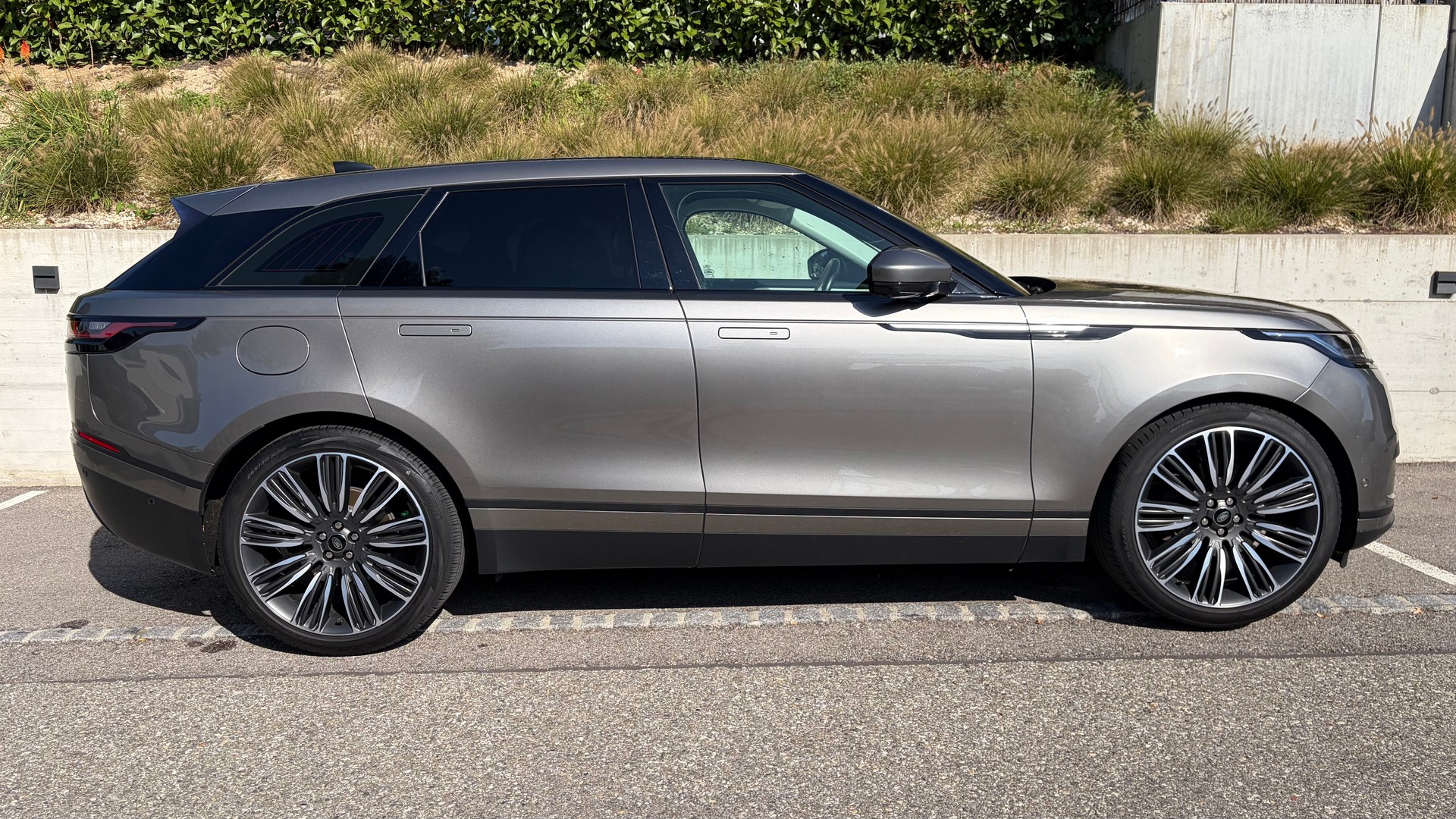 LAND ROVER 2.0 T SE-image-3