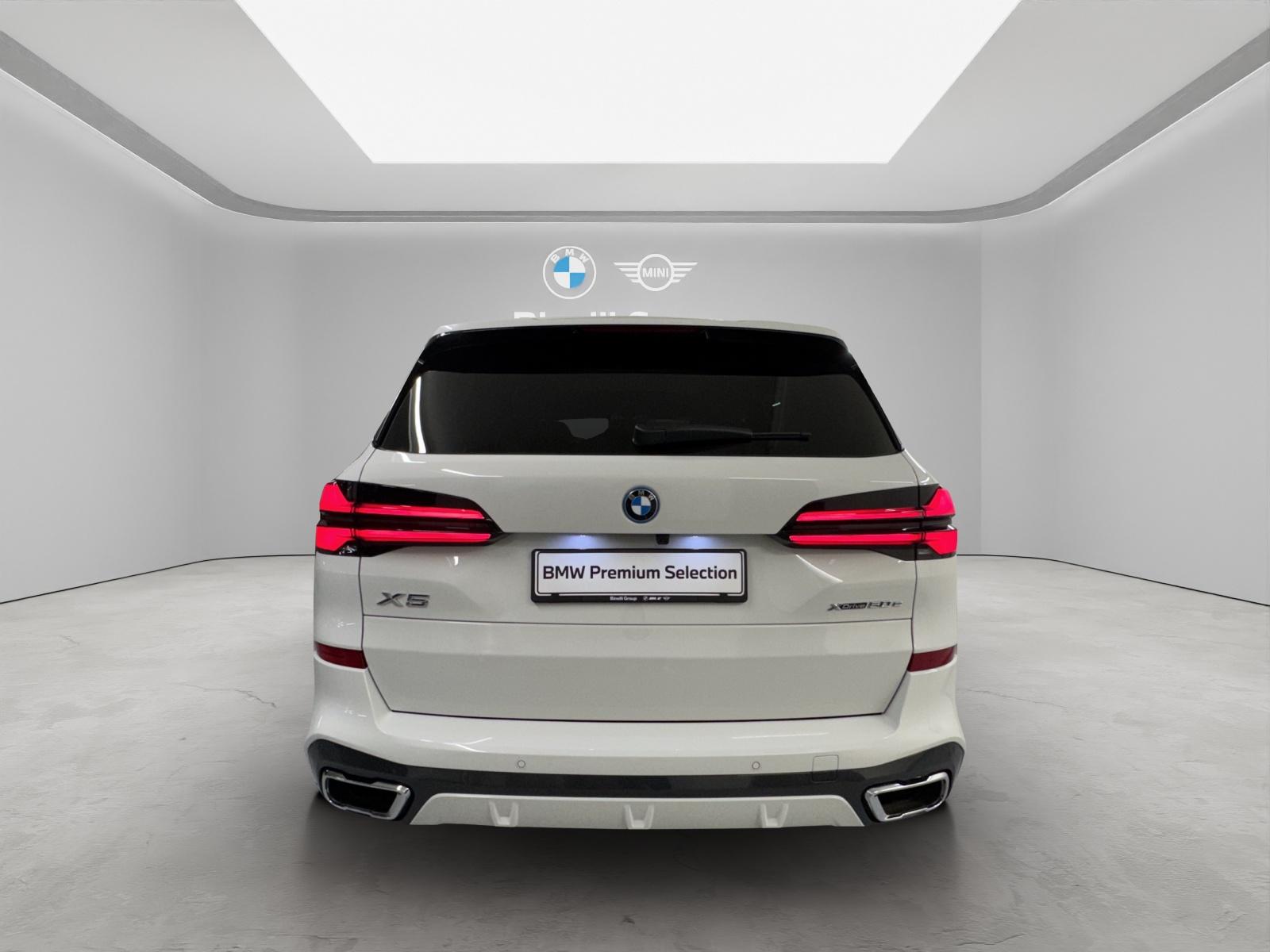 BMW X5 50e xDrive SAG-showroom-element-3