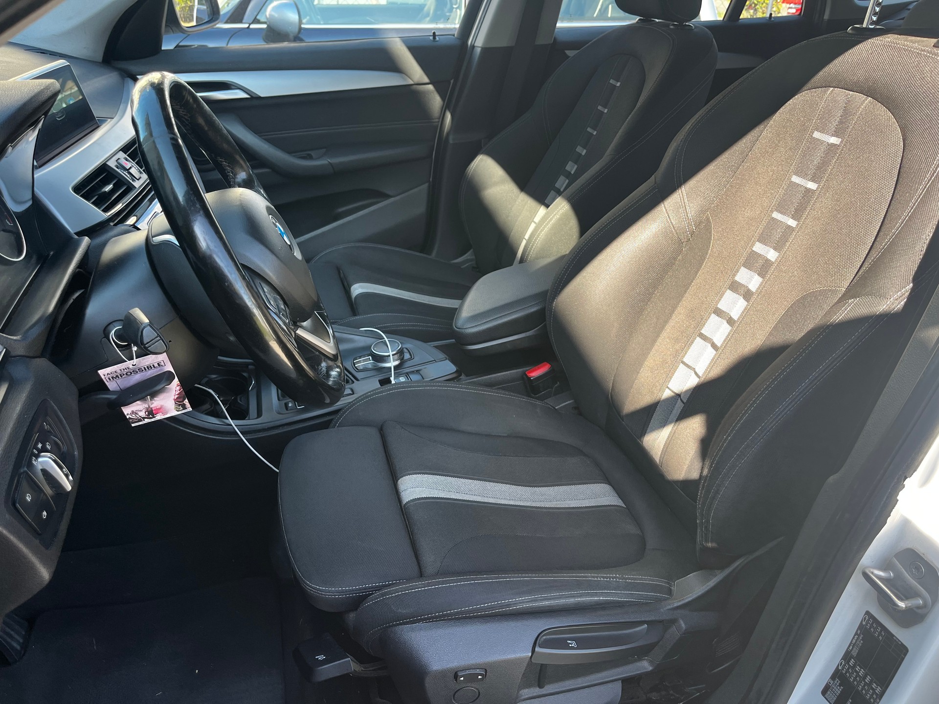 BMW X1 sDrive 18d xLine Steptronic-image-12