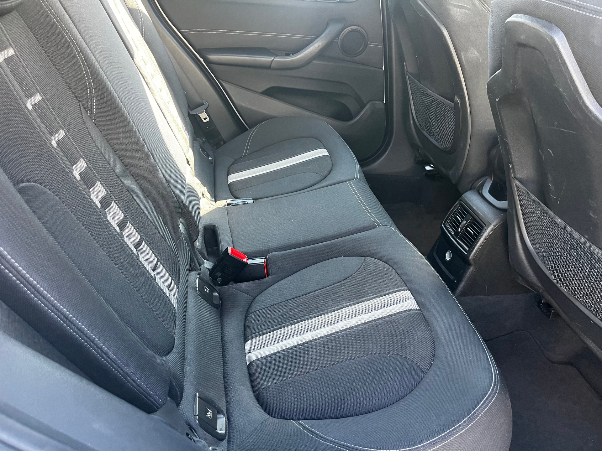 BMW X1 sDrive 18d xLine Steptronic-image-9
