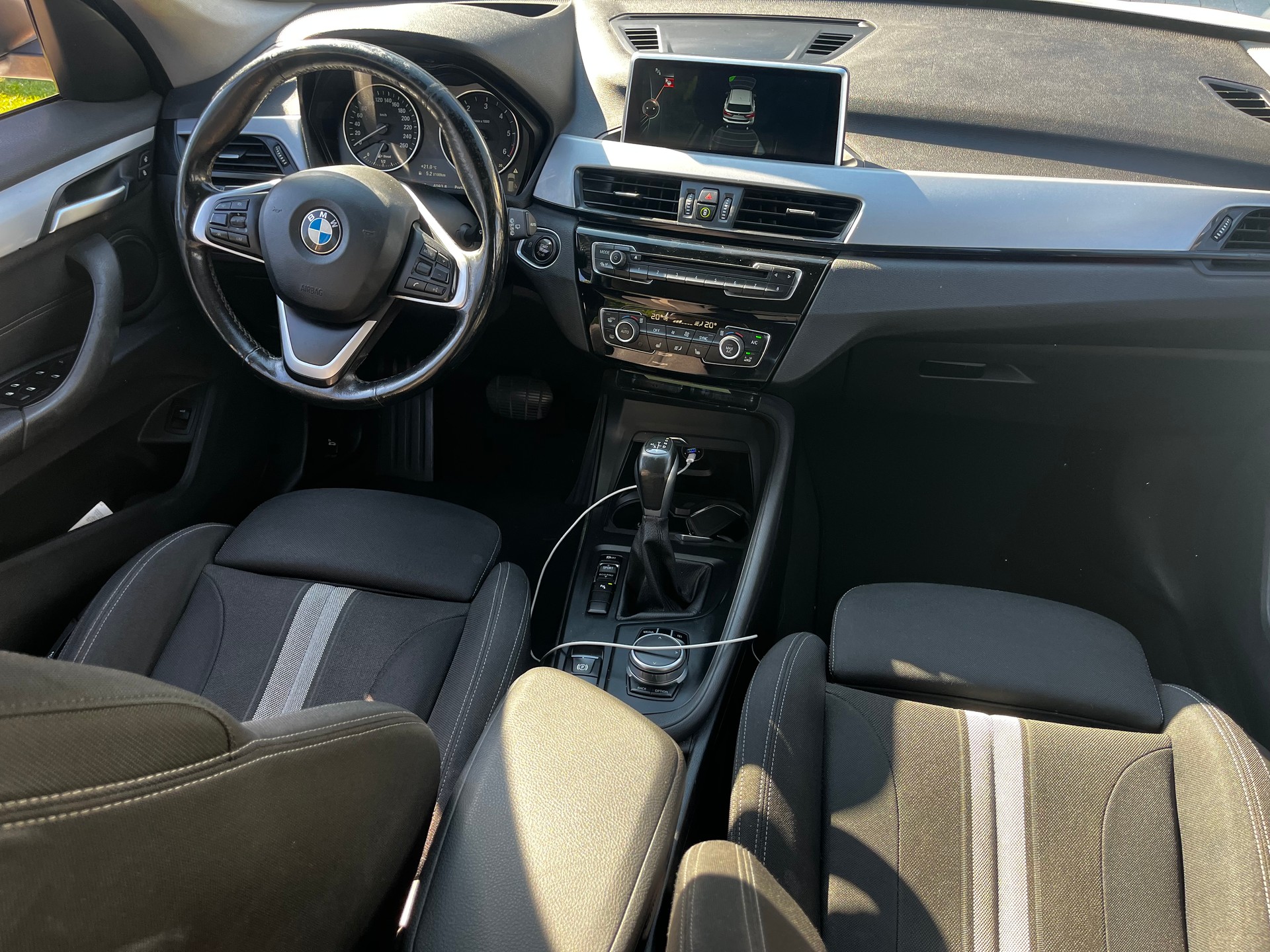 BMW X1 sDrive 18d xLine Steptronic-image-8