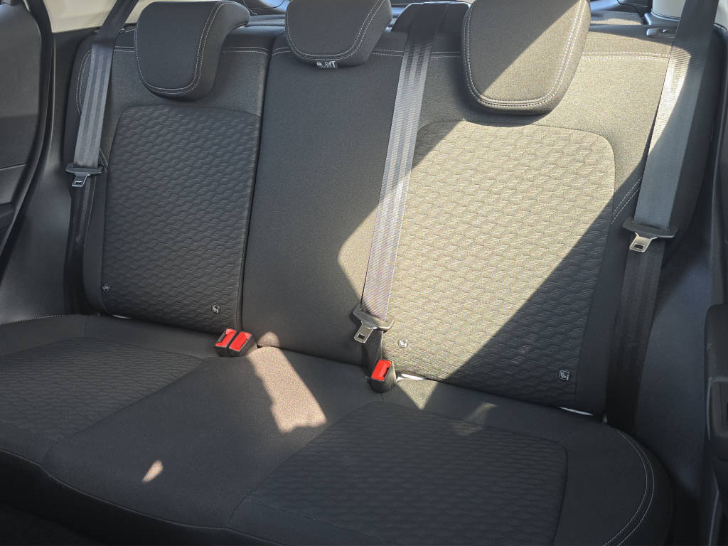 FORD Fiesta 1.0 EcoB Hybrid Titanium-image-10