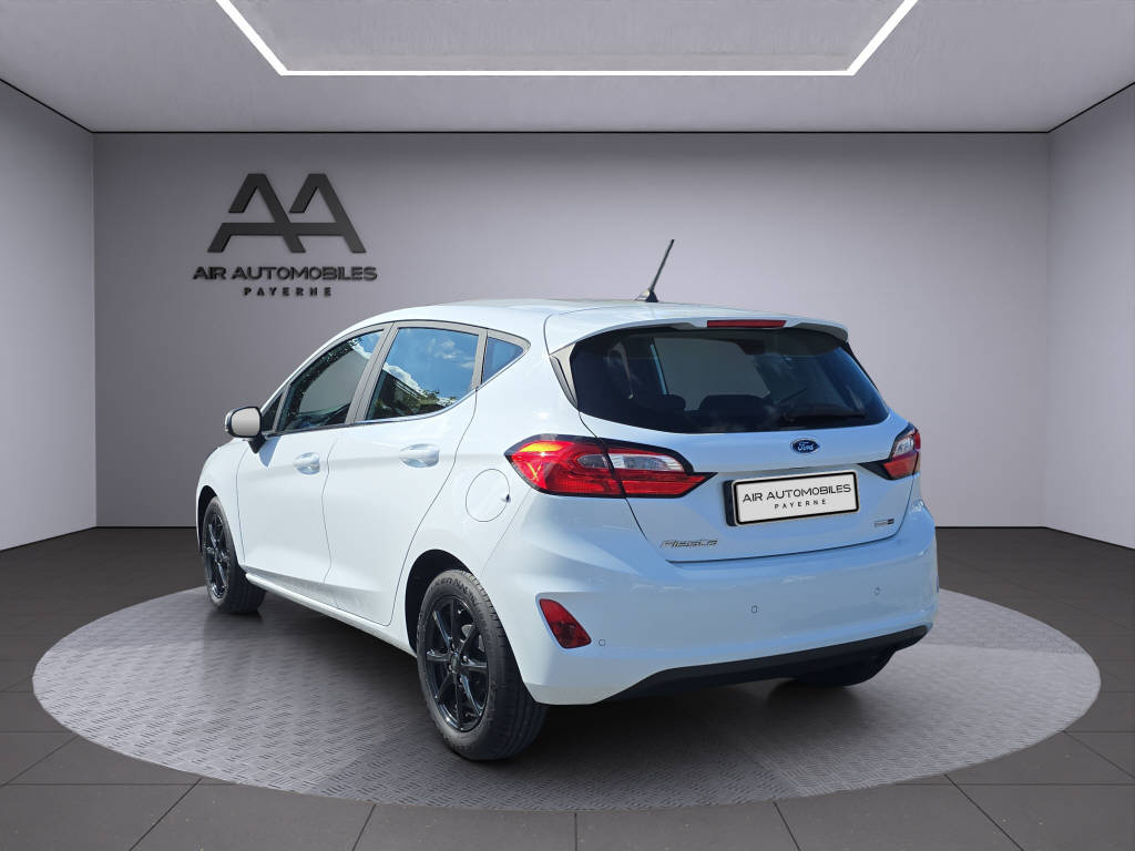 FORD Fiesta 1.0 EcoB Hybrid Titanium-image-5