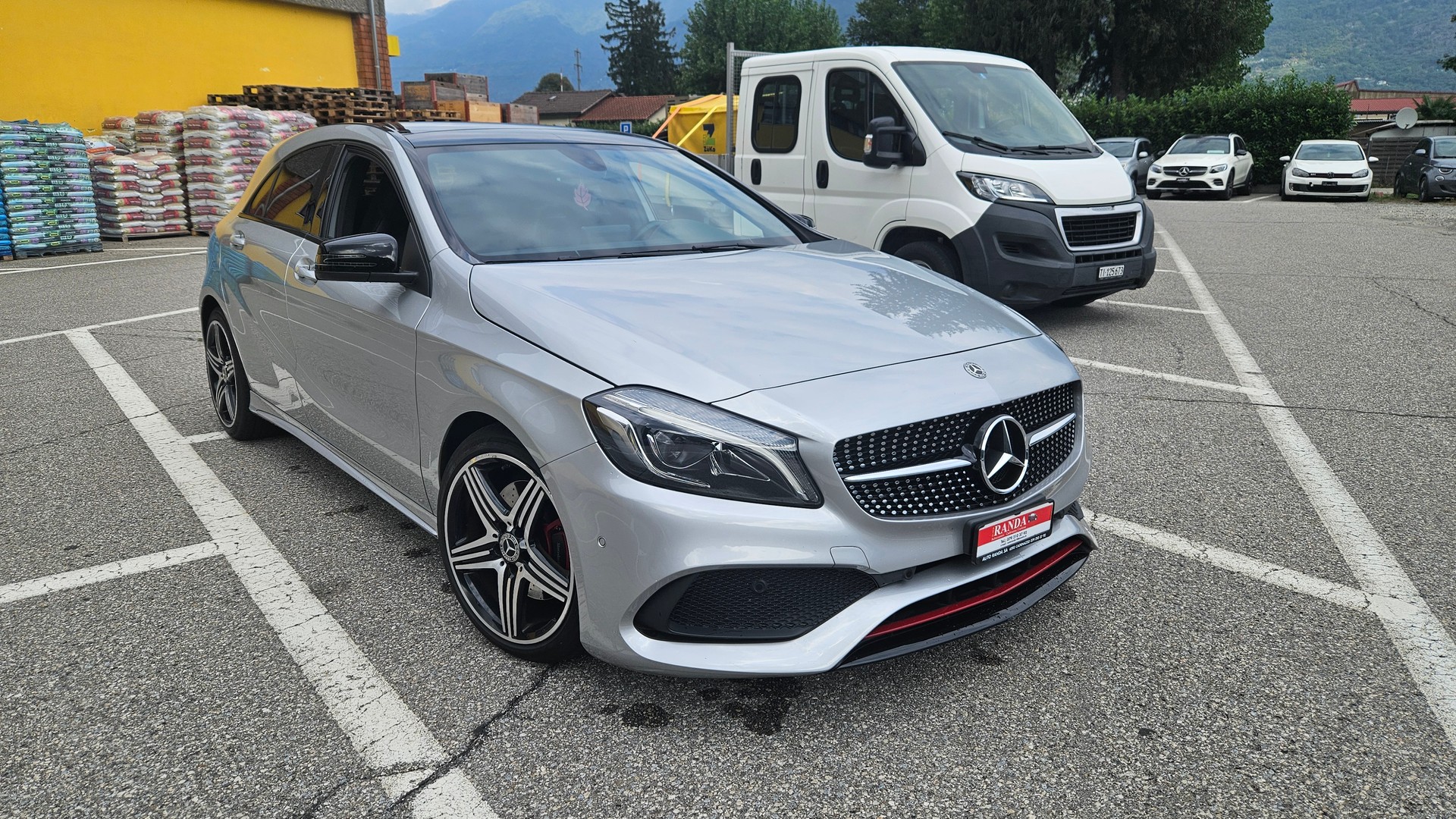 MERCEDES-BENZ A 250 Sport Active Star7G-DCT-image-4