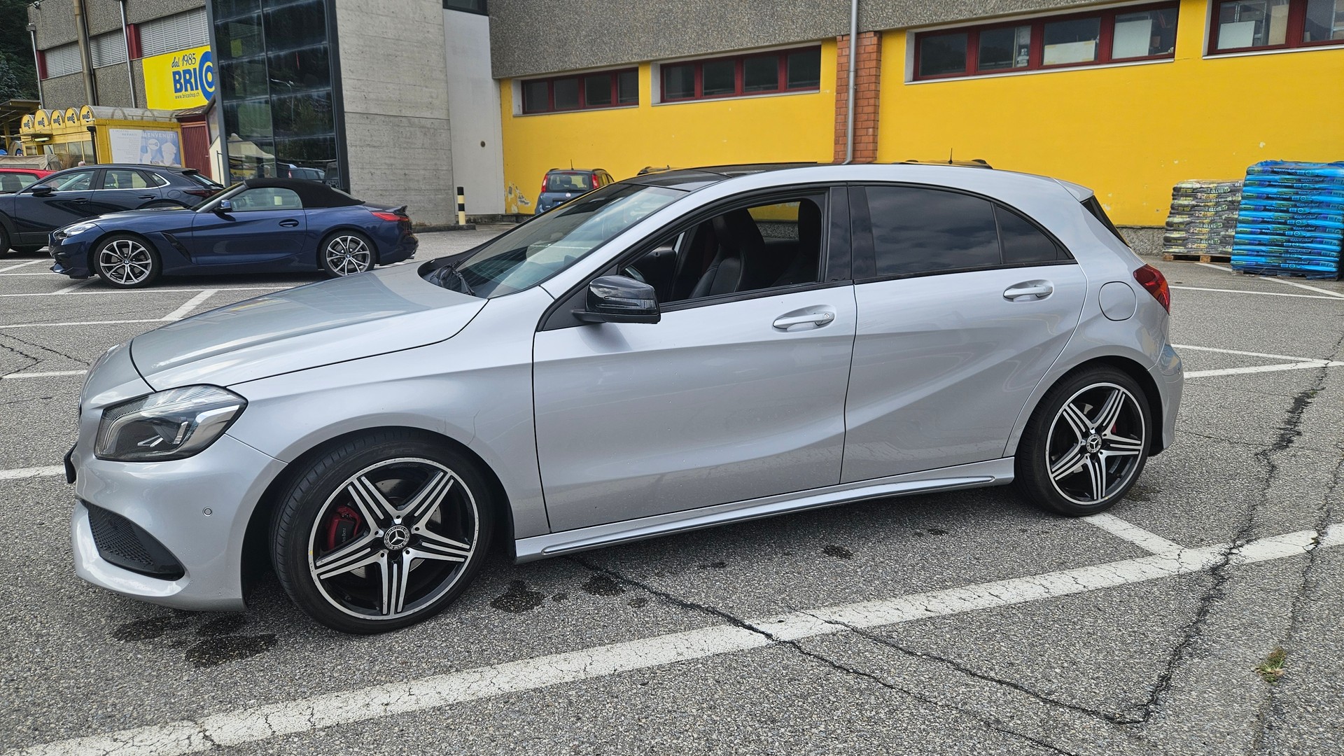 MERCEDES-BENZ A 250 Sport Active Star7G-DCT-image-1