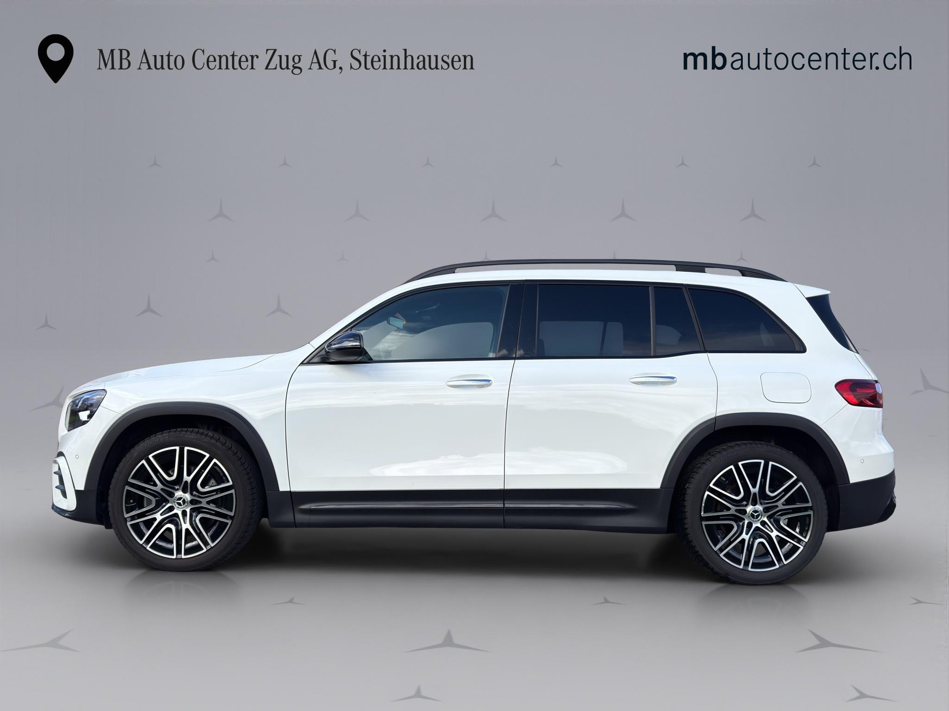 MERCEDES-BENZ GLB-Klasse X247 GLB 220 AMG Line 4matic-image-1