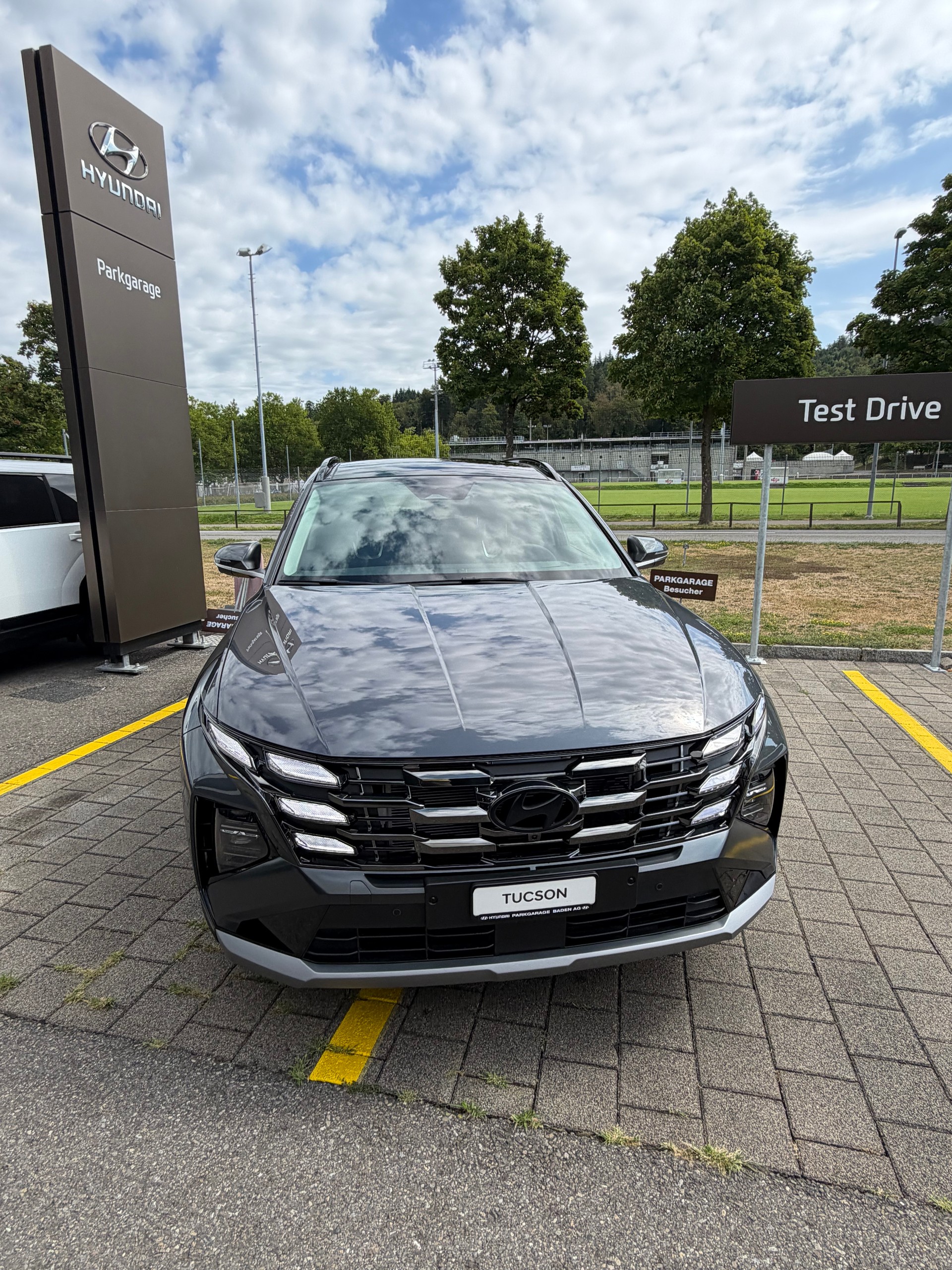 HYUNDAI Tucson 1.6 TGDI HEV Vertex Swiss Edition 4WD-image-4