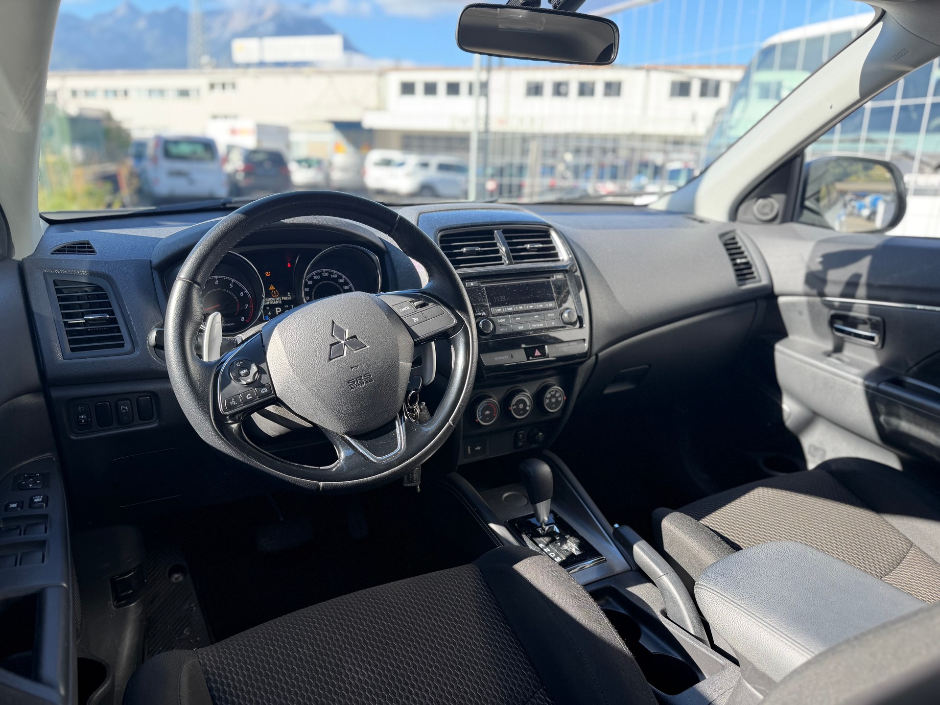 MITSUBISHI ASX 2.0 MIVEC Style 2WD Automat-image-9