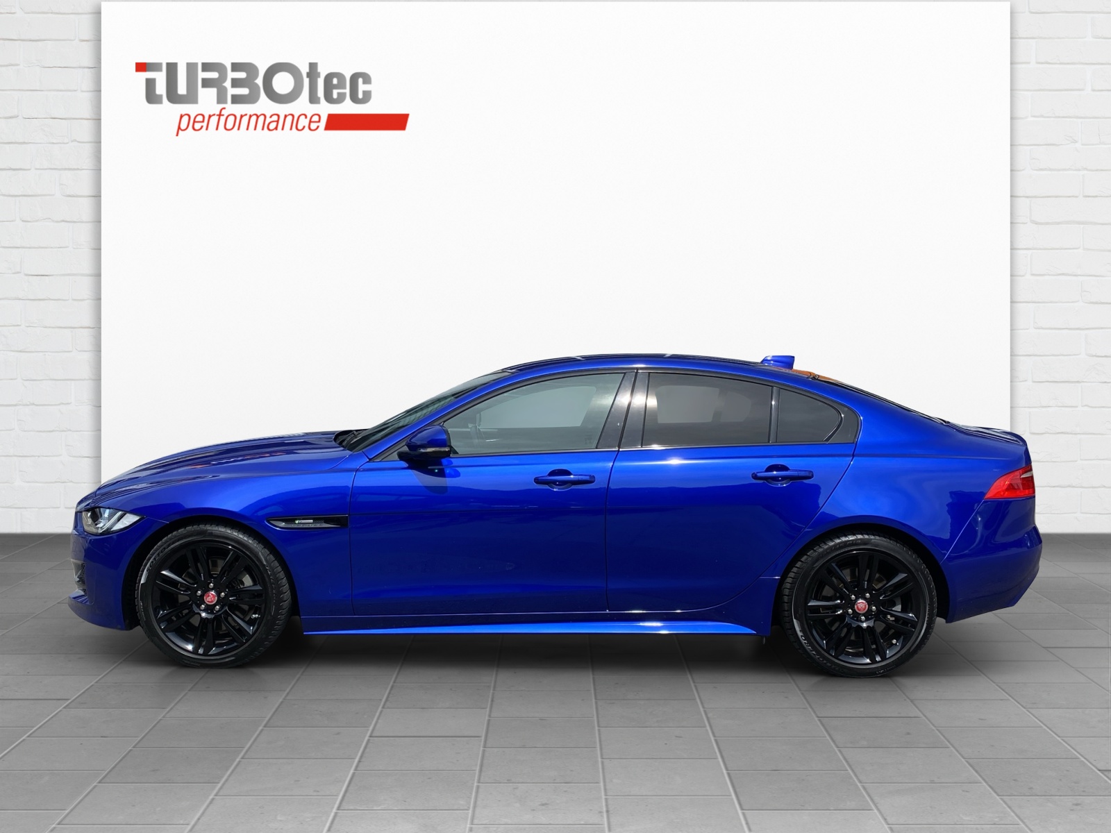 JAGUAR XE 25t 2.0 R-Sport Automatic-image-1